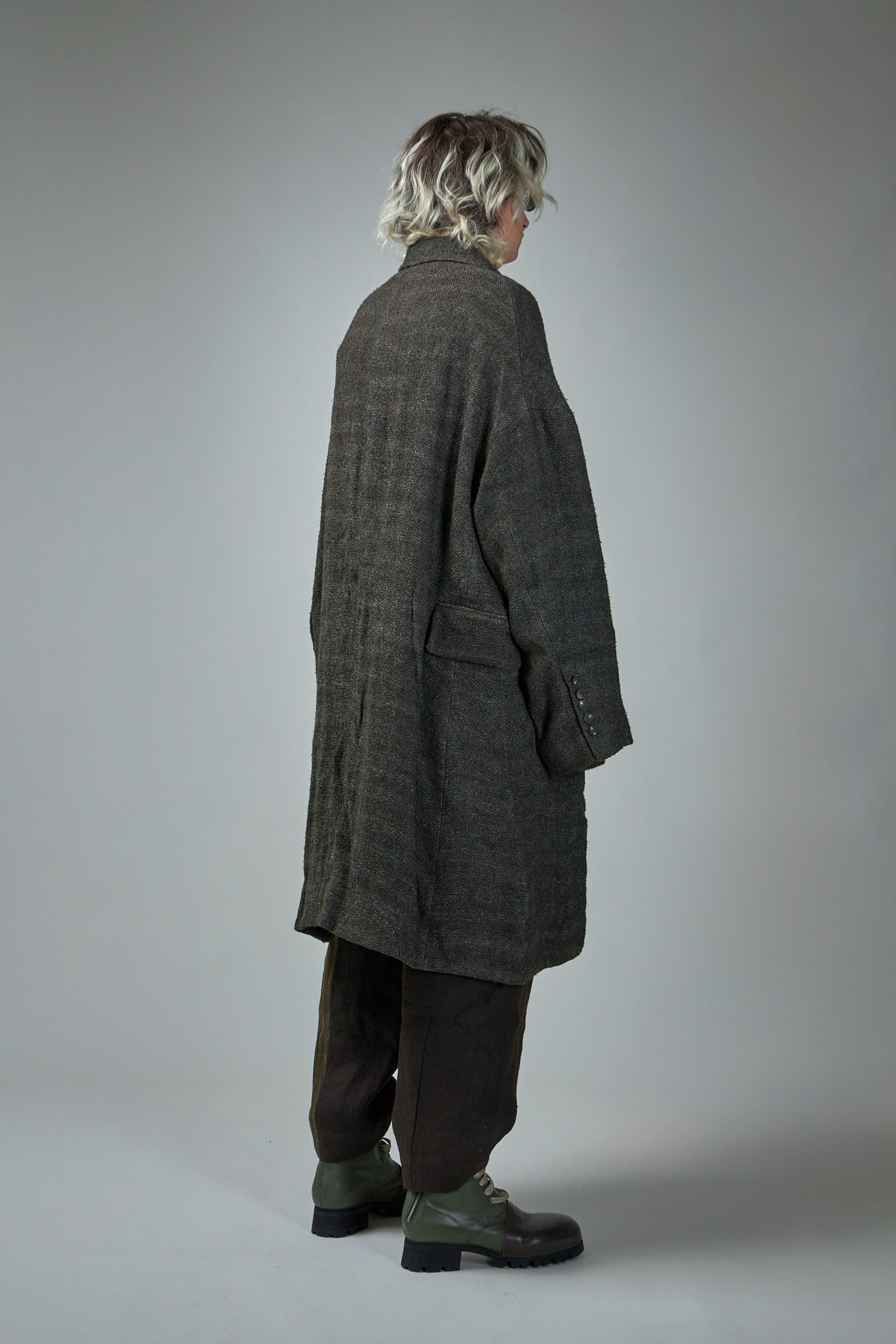CLASSIC WORKERS COAT WITH CONTRAST POCKETS – ZIGGY CHEN