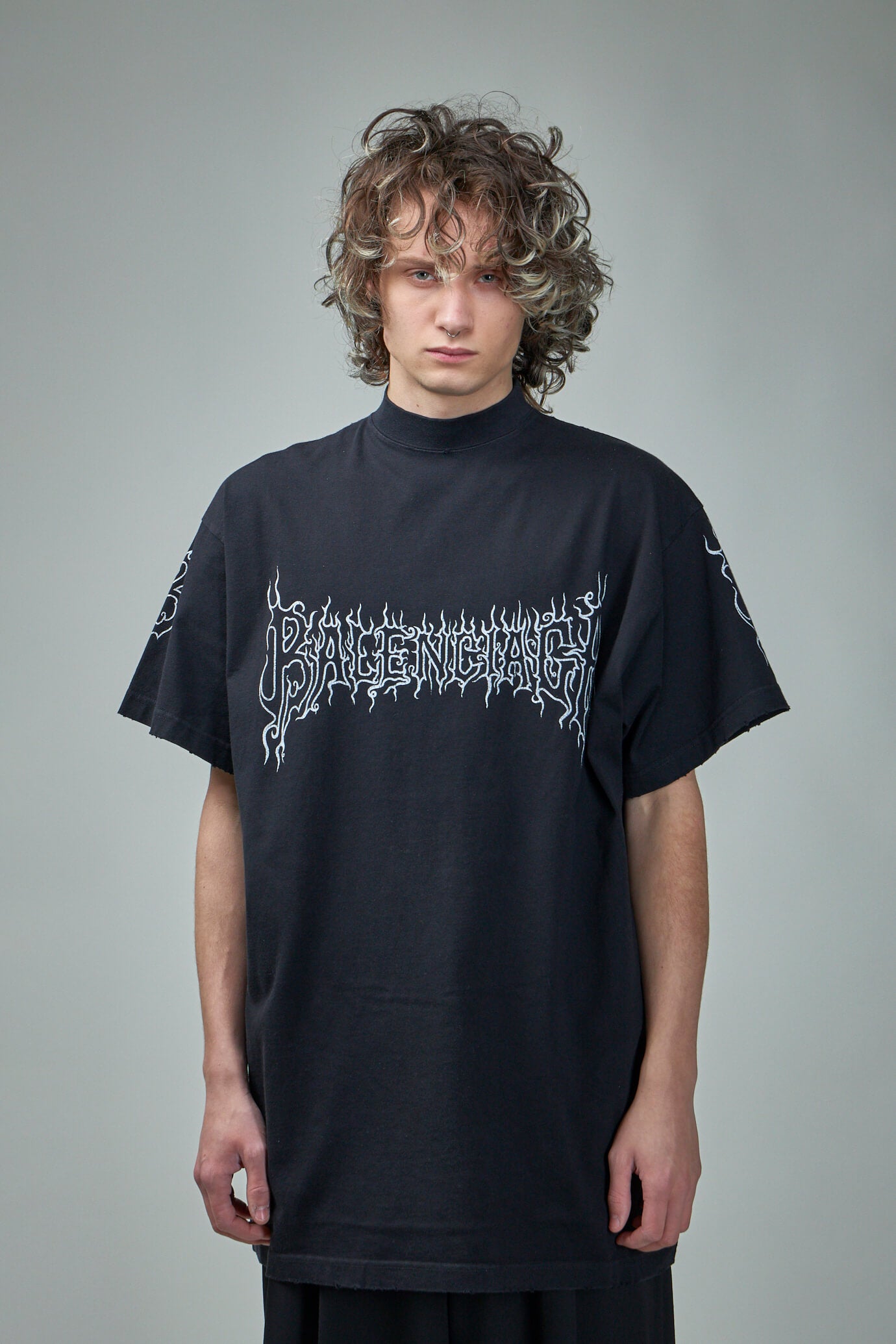 Balenciaga Dark Wave Oversized Tshirt – LABELS