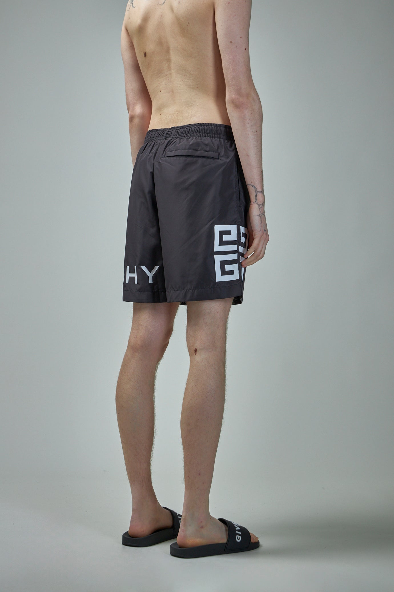 Givenchy 4g shorts online