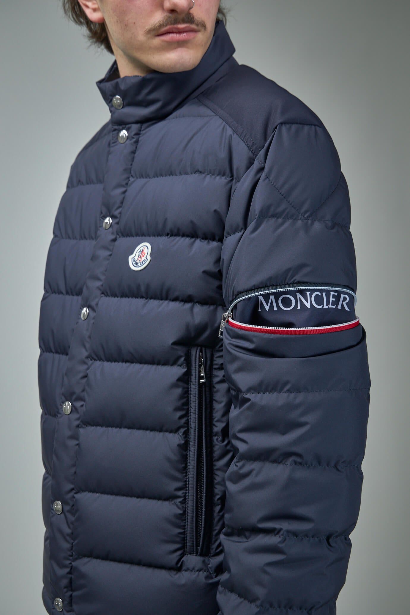 Deltour moncler sale