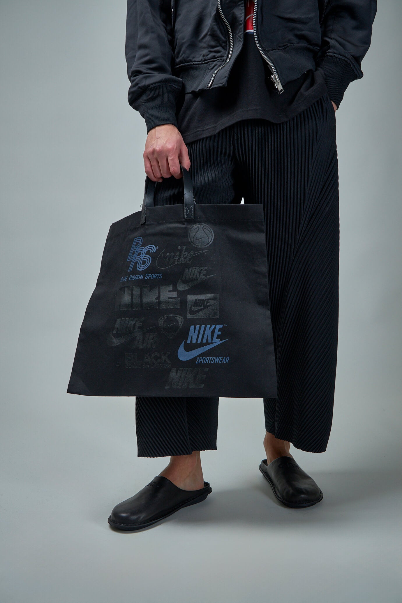 Comme des garçons tote bag nike best sale