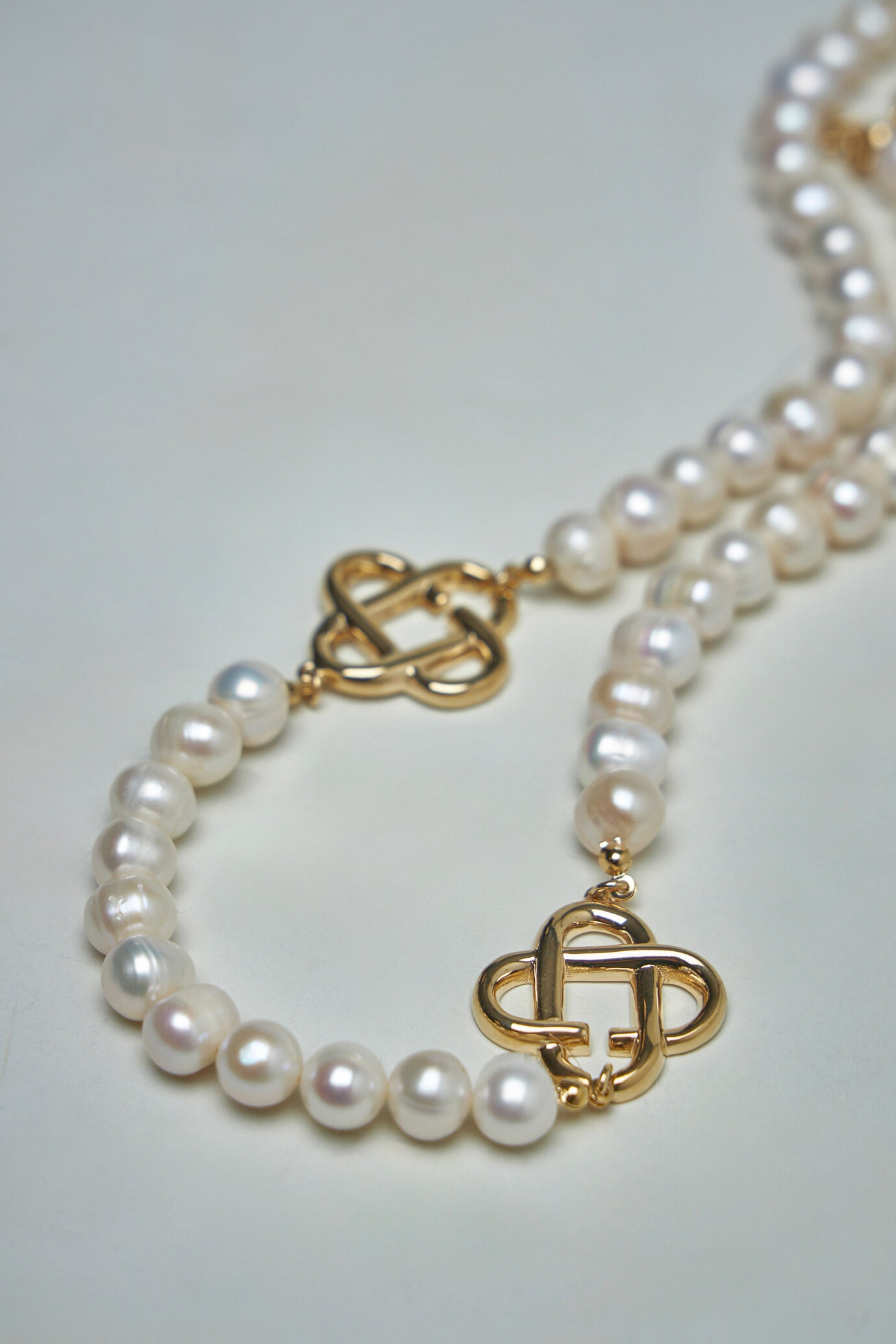 Medium Pearl Logo Necklace