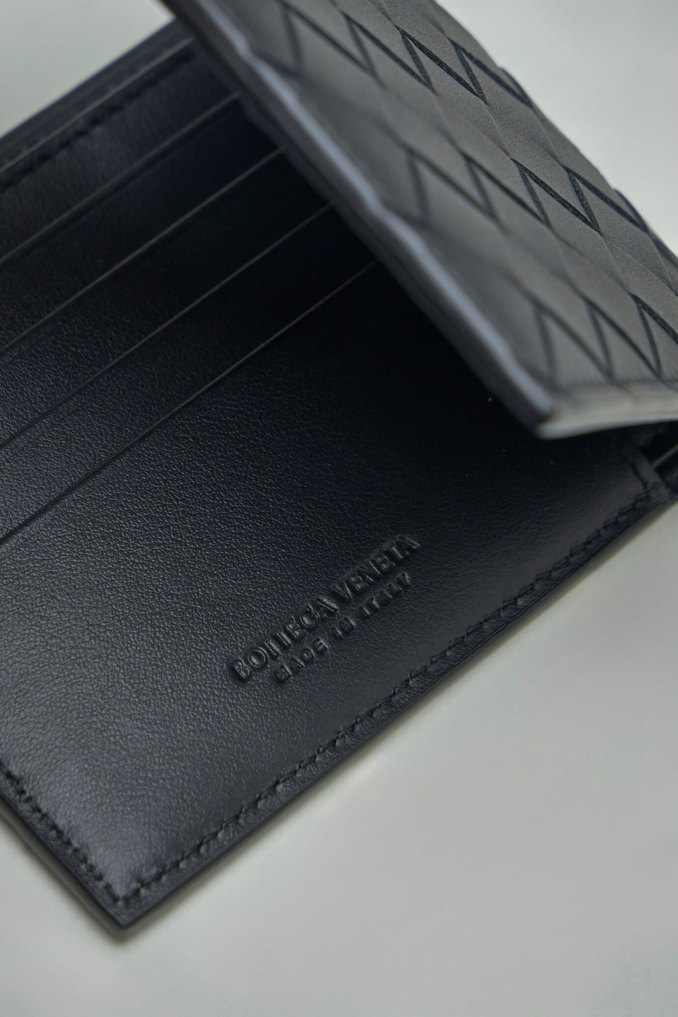 Intrecciato Bi-Fold Wallet