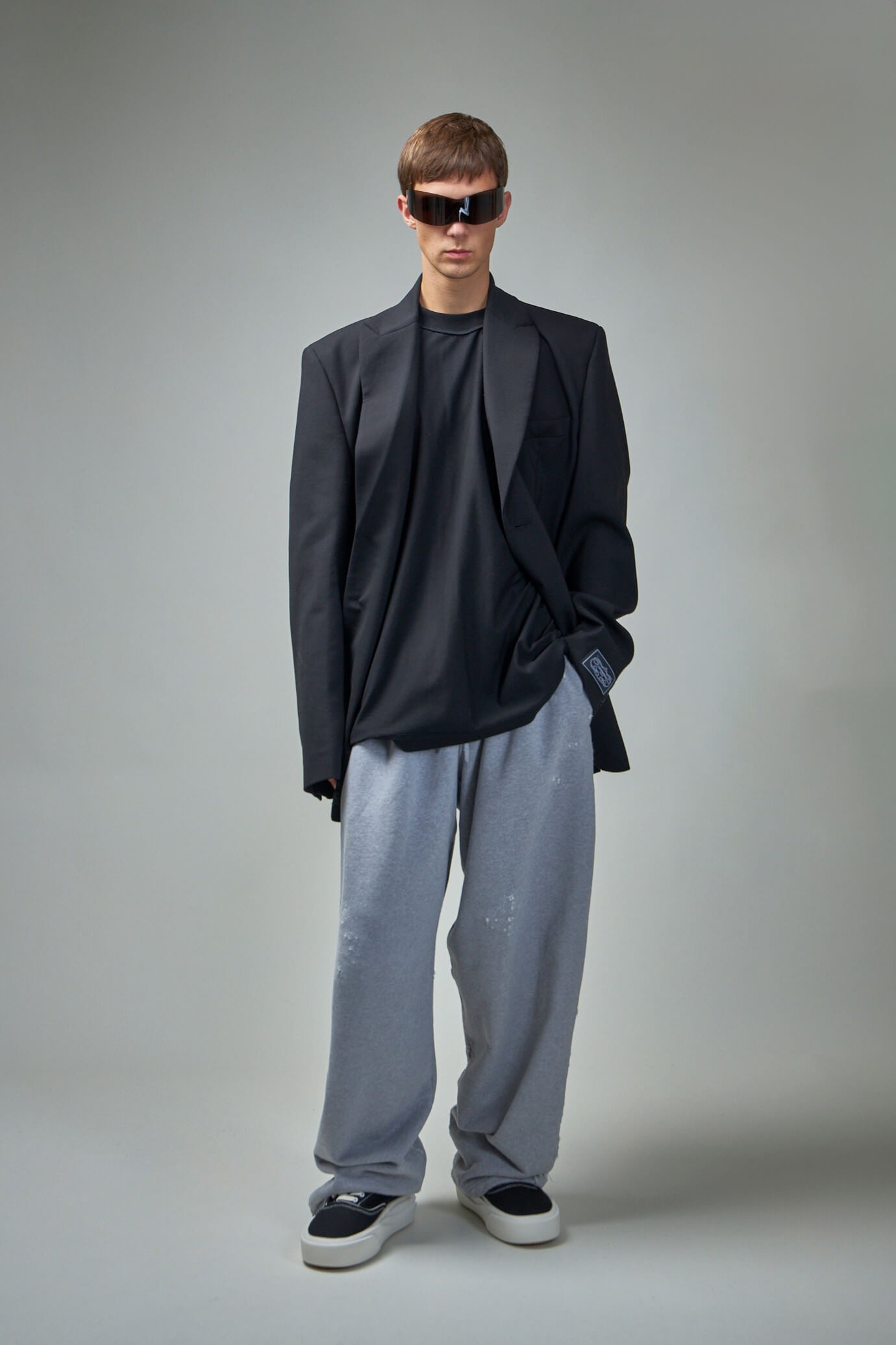 Vetements Inside-Out Label T-Shirt – LABELS Vetements Inside-Out Label T-Shirt – LABELS