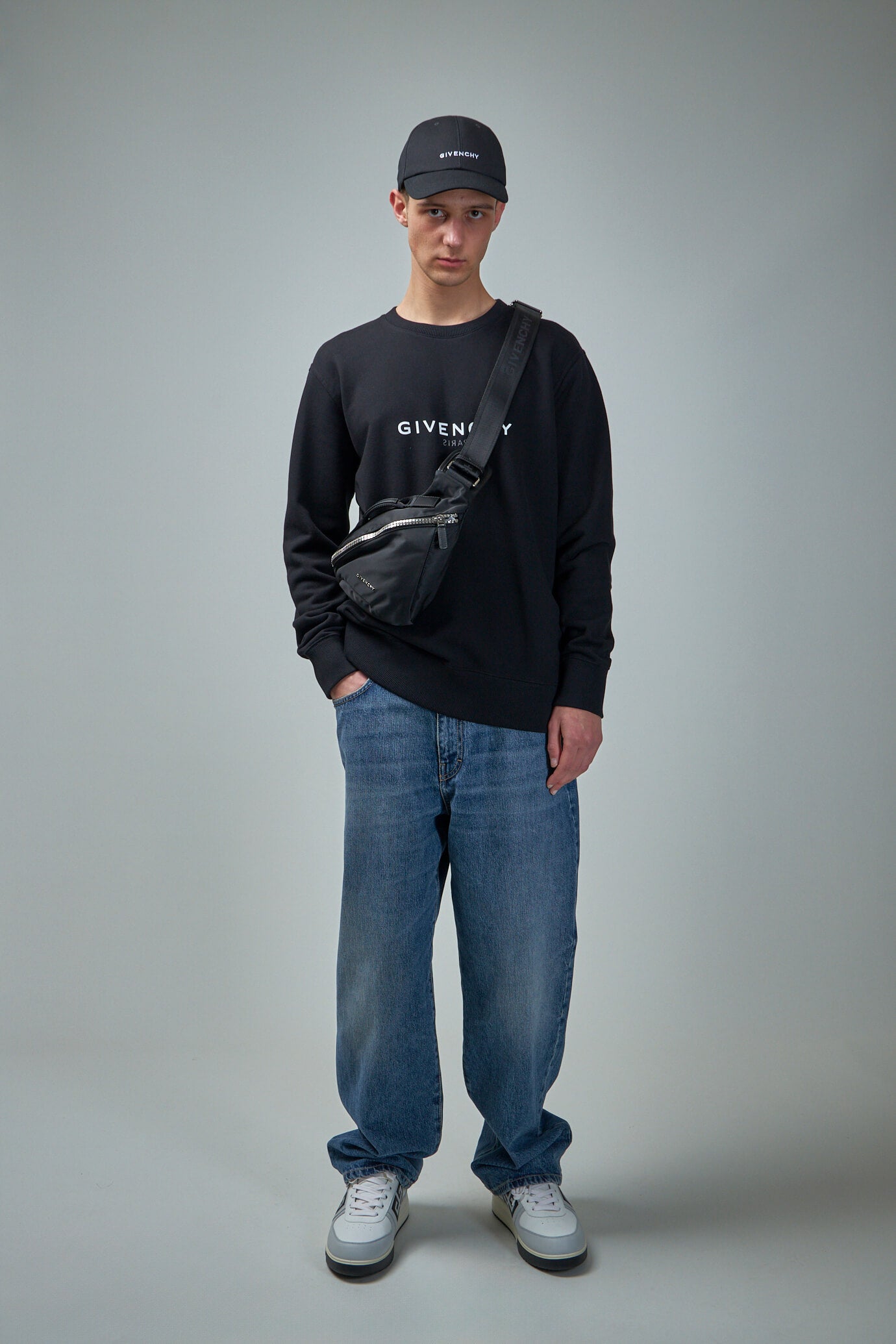 Reverse Slim Fit Sweatshirt in Fleece