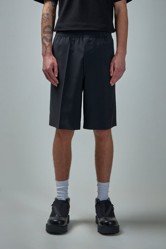 Bermuda Shorts in Wool