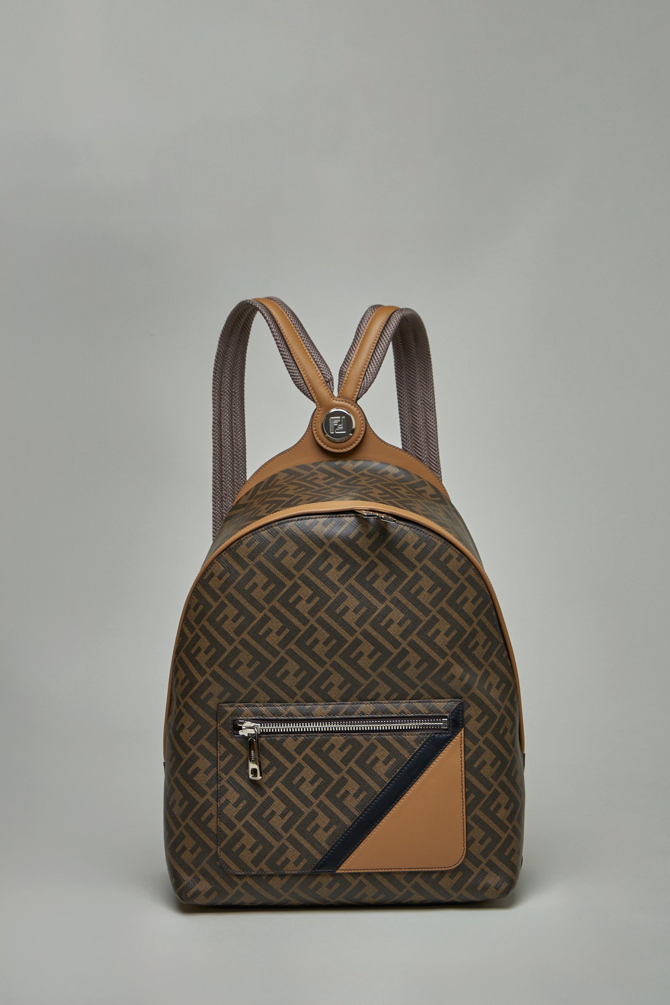 Fendi Diagonal Fendi Chiodo Medium