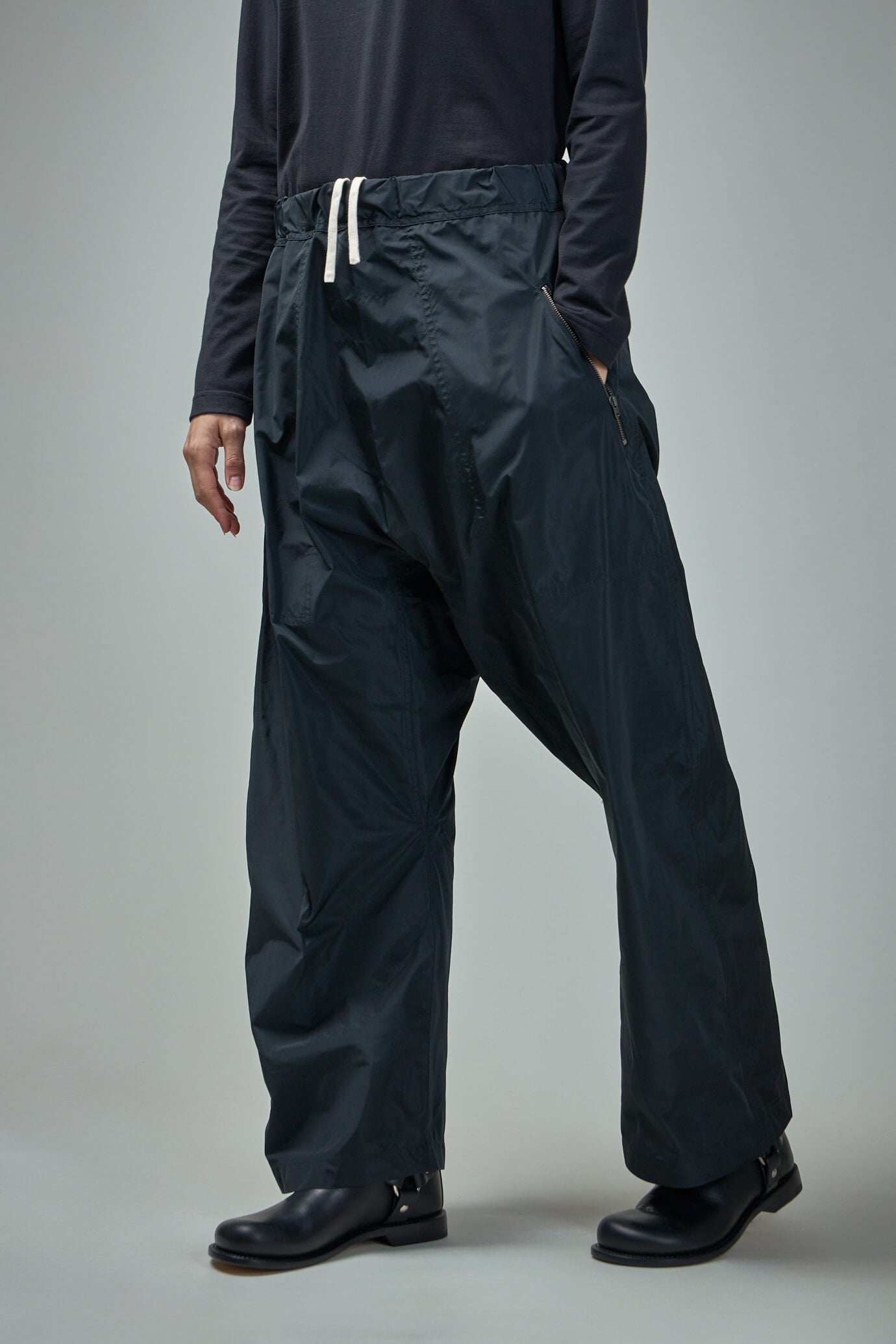 Loose Fit Low Crotch Pants Zip Pockets