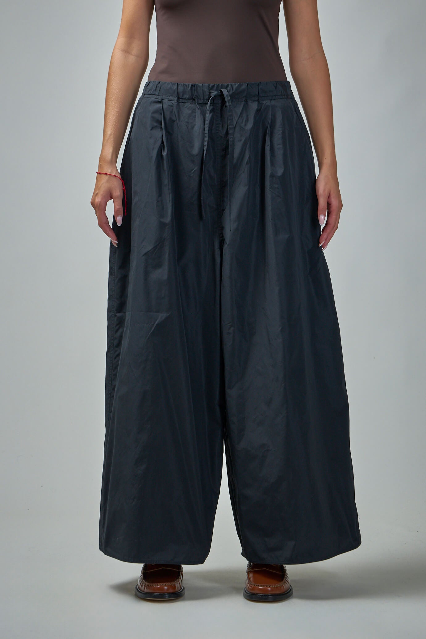 Wide Pants With Drawstring Side Pockets