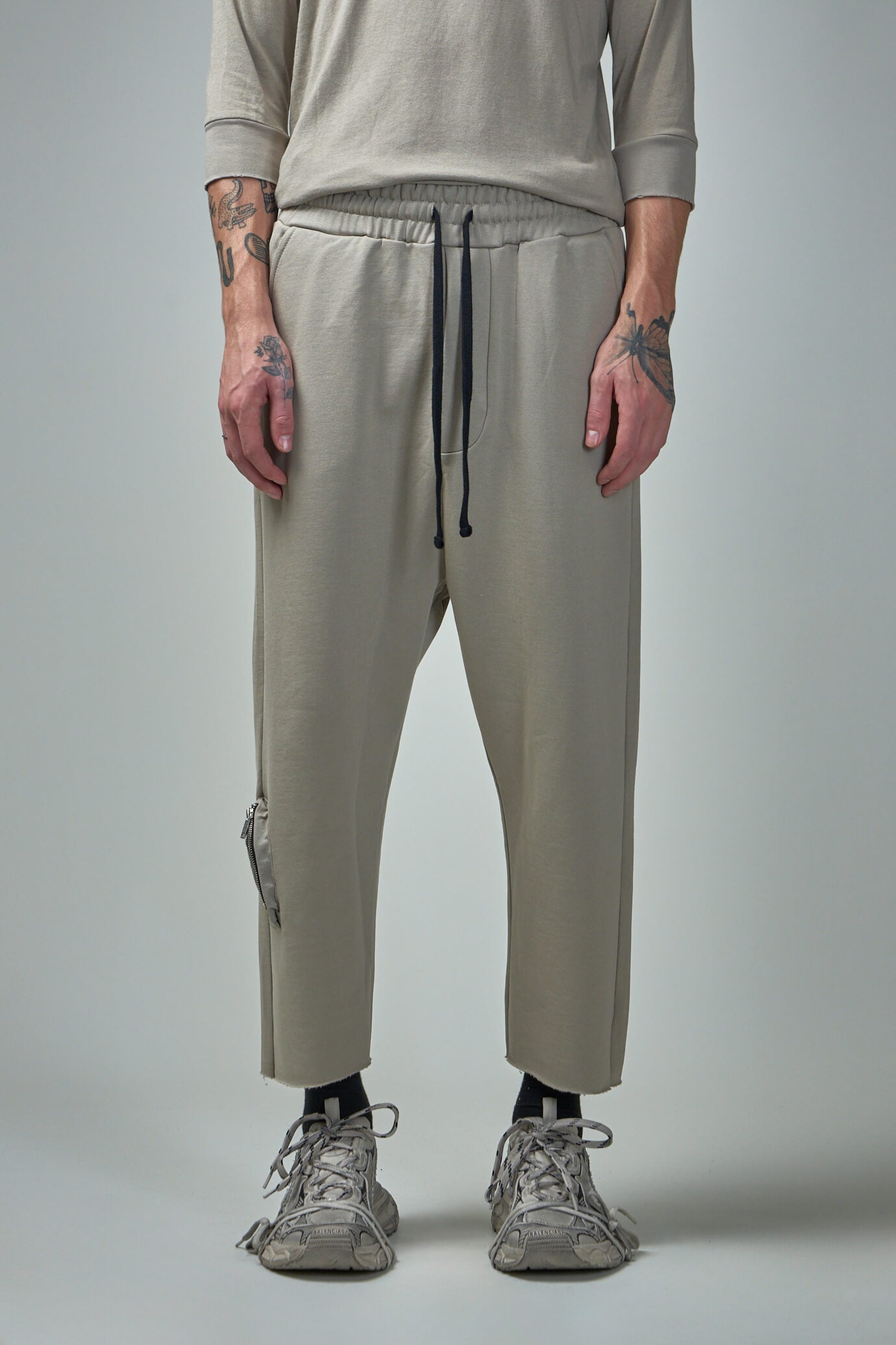 M ST 446 Men Trousers