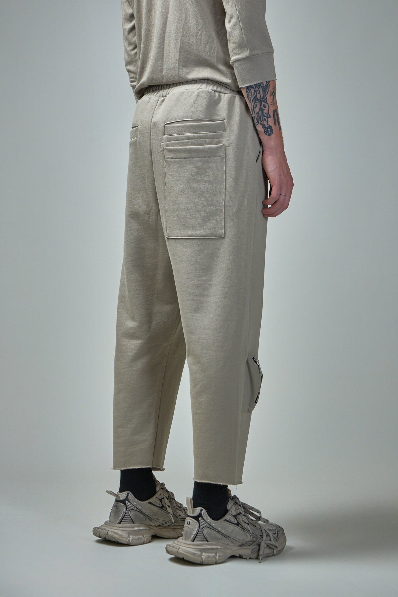 M ST 446 Men Trousers