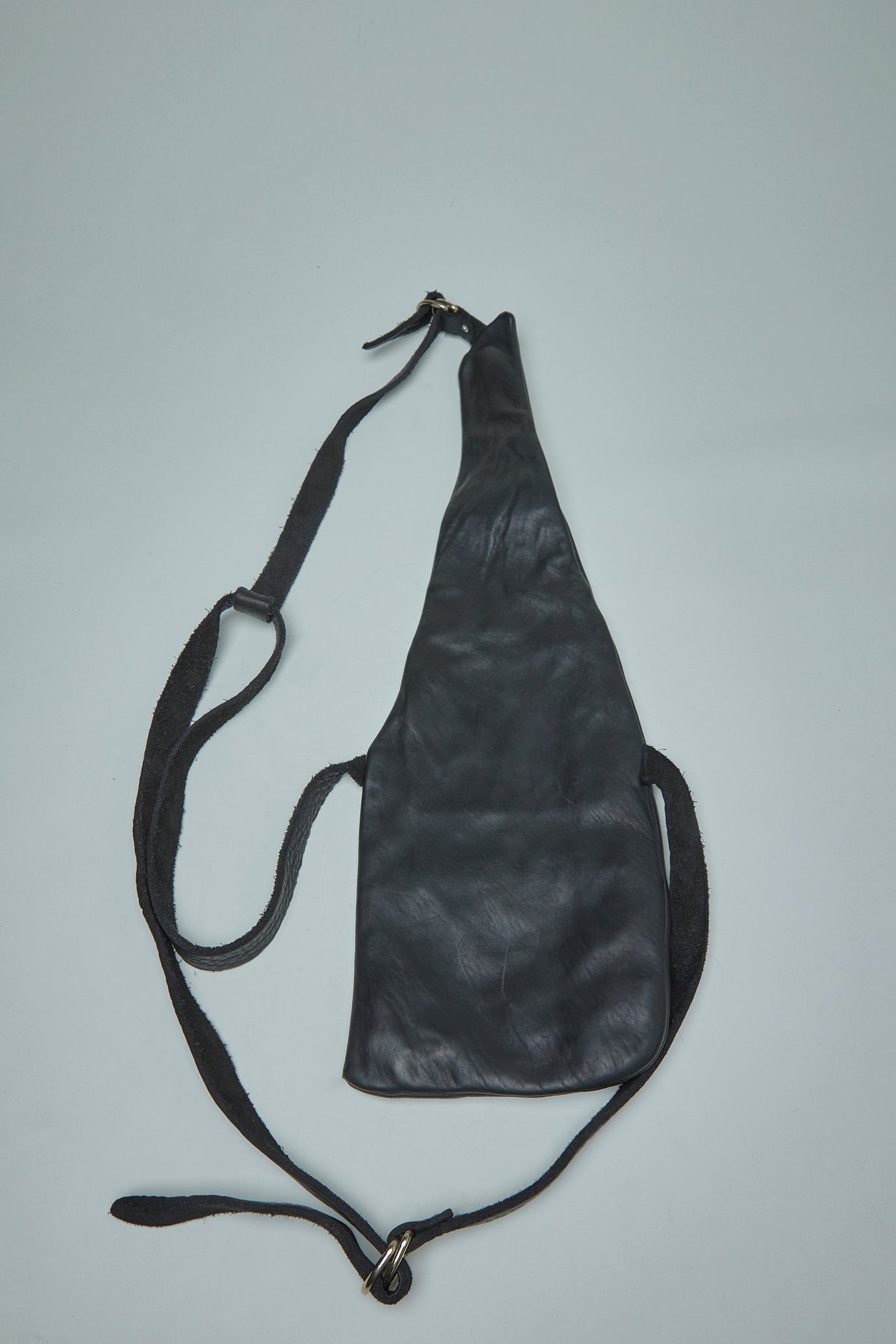 Q30 Soft Horse Full Grain Vest Cross Body