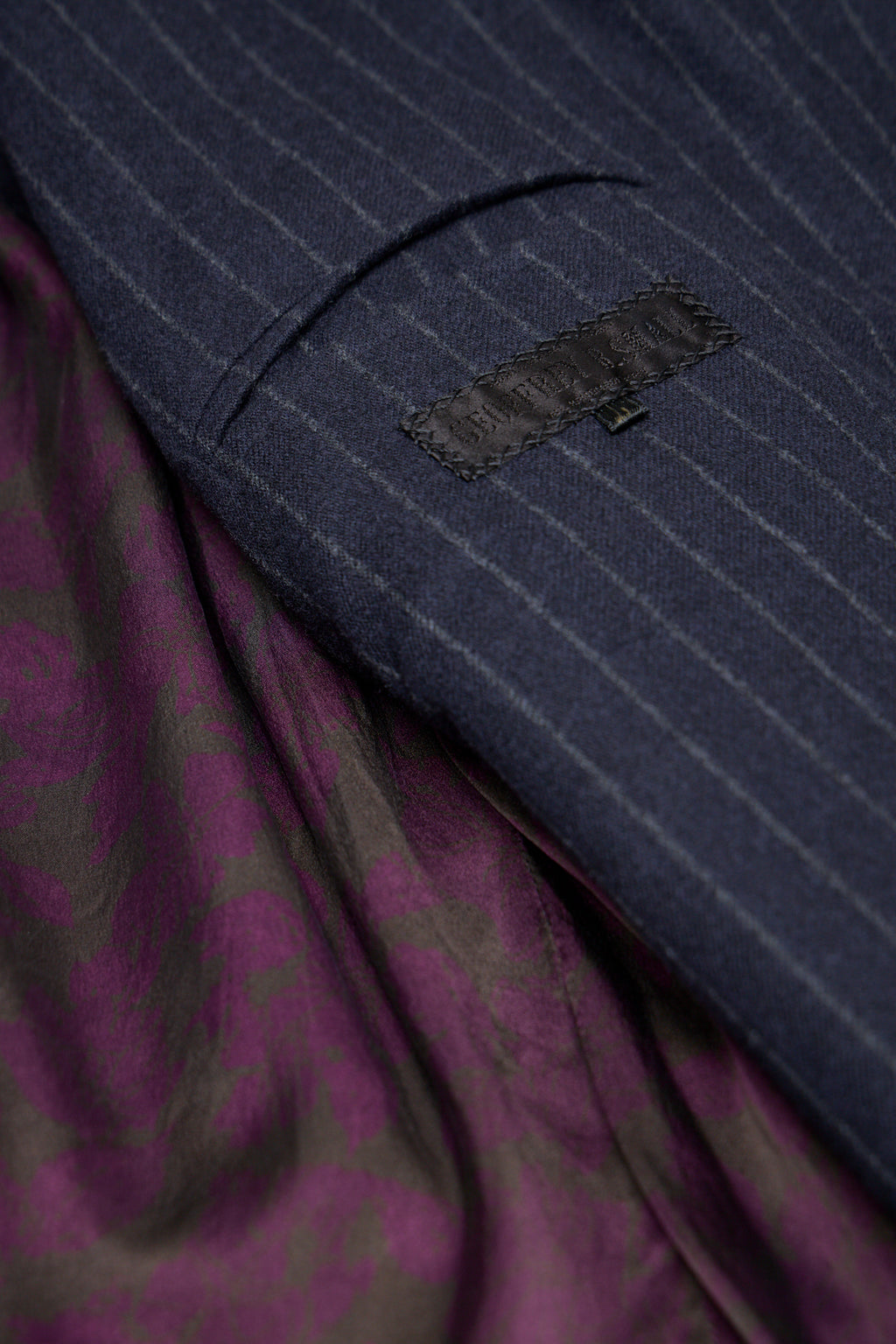 EV8J10 Handgemachte längliche Zweireiher-Jacke mit 6 Knöpfen und doppeltem Schlitz