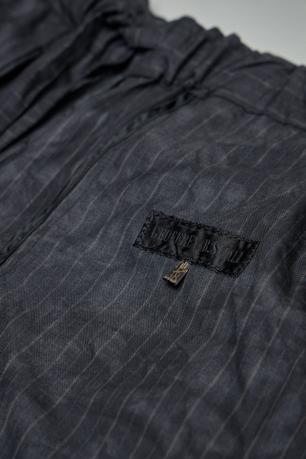 Relaxed-fit Straight Leg Tailored Elastic Waist Drawstring Trouser