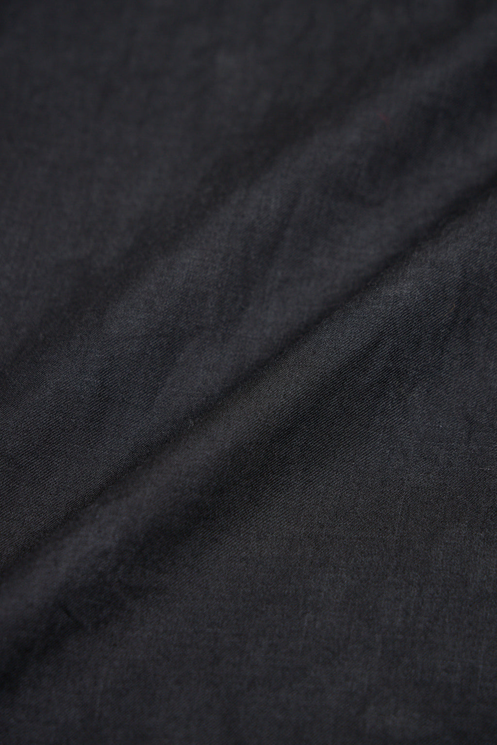 EVS01 Handgemachtes maßgeschneidertes Kleid aus Oure-Kaschmir-Supershirt