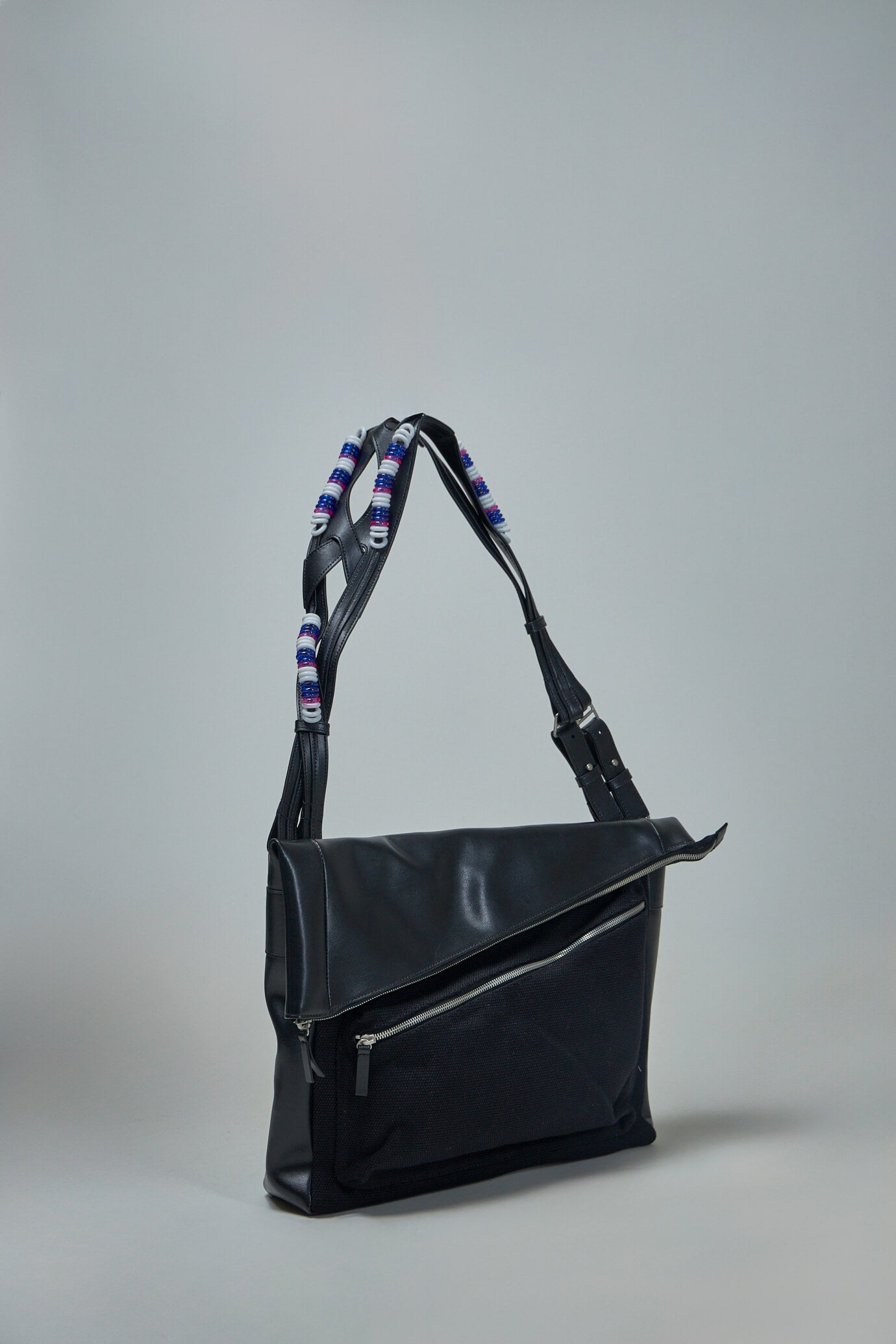 Jarocka Shoulder Bag