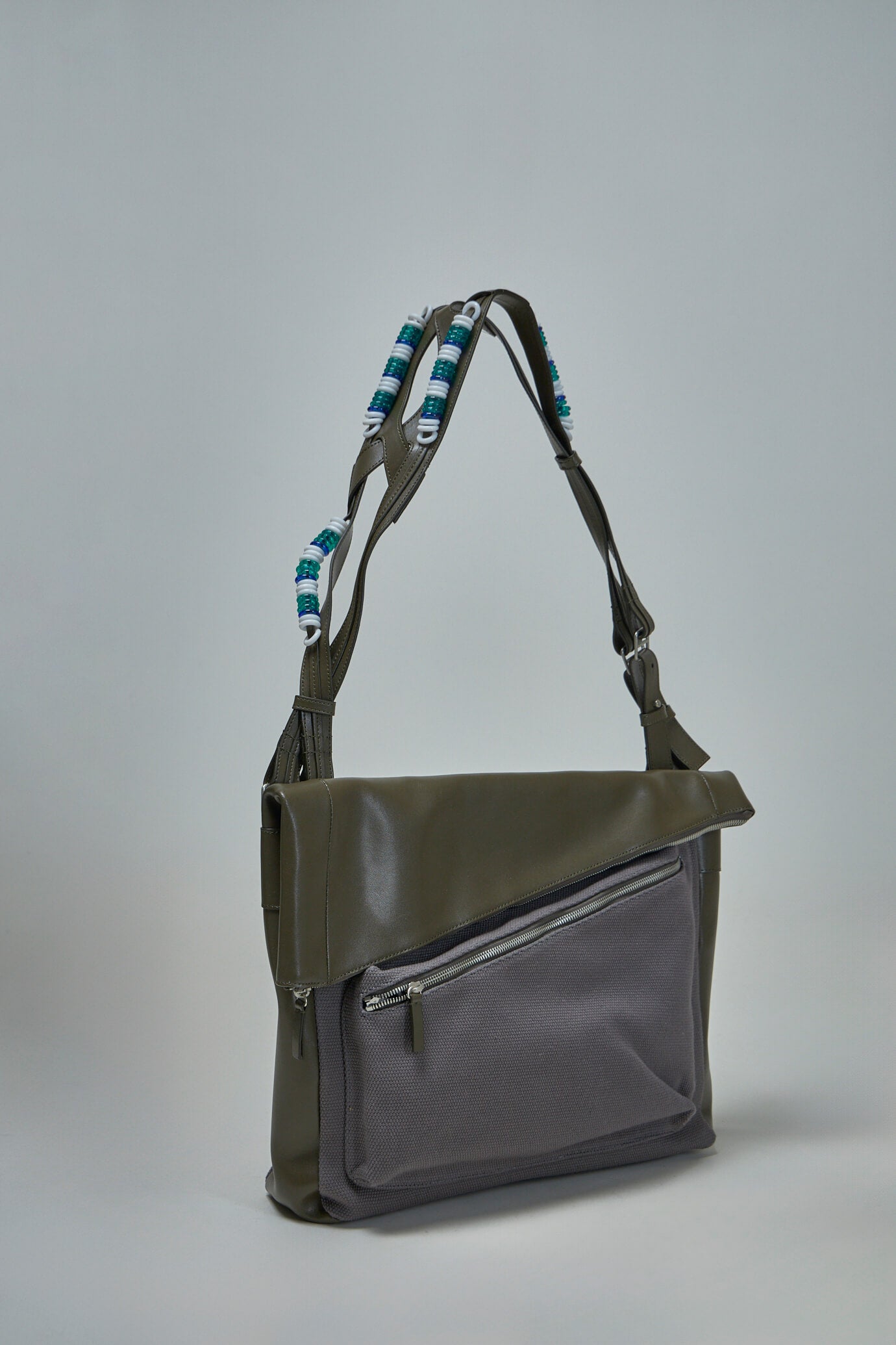 Jarocka Shoulder Bag