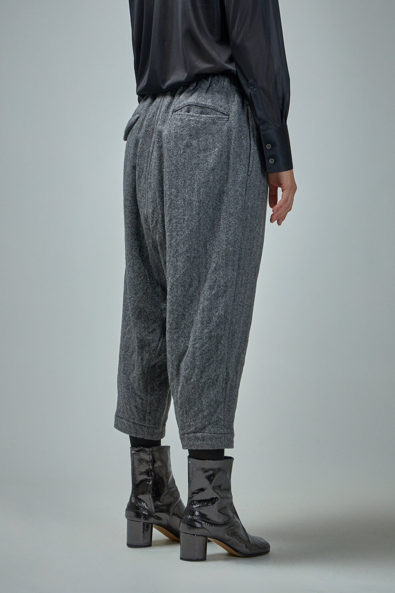 Unisex Cropped Pants
