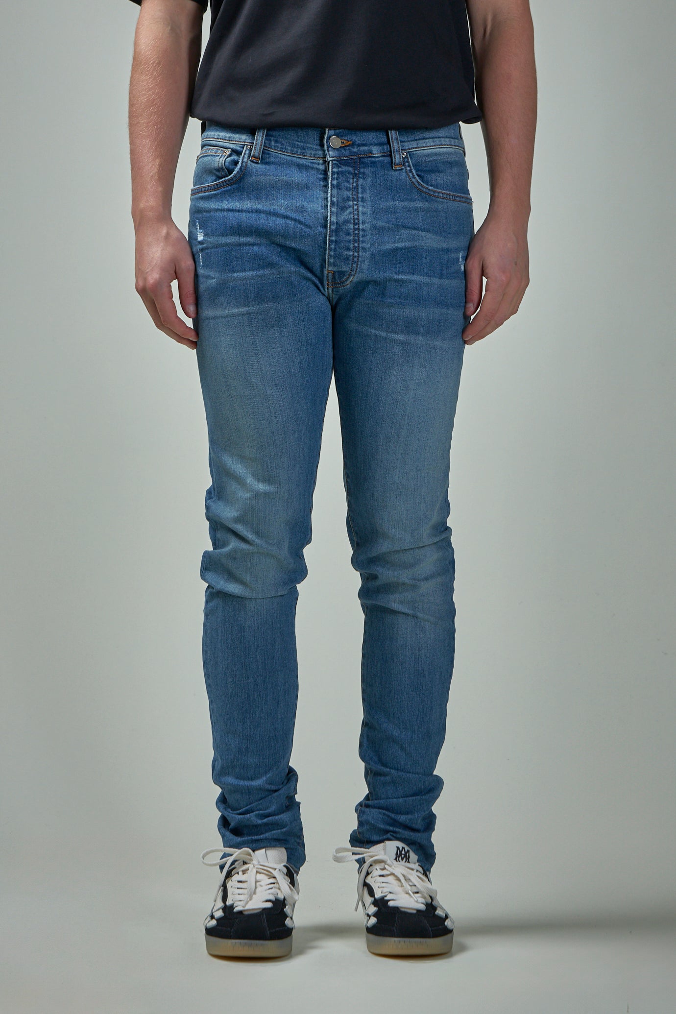 Stack Jean