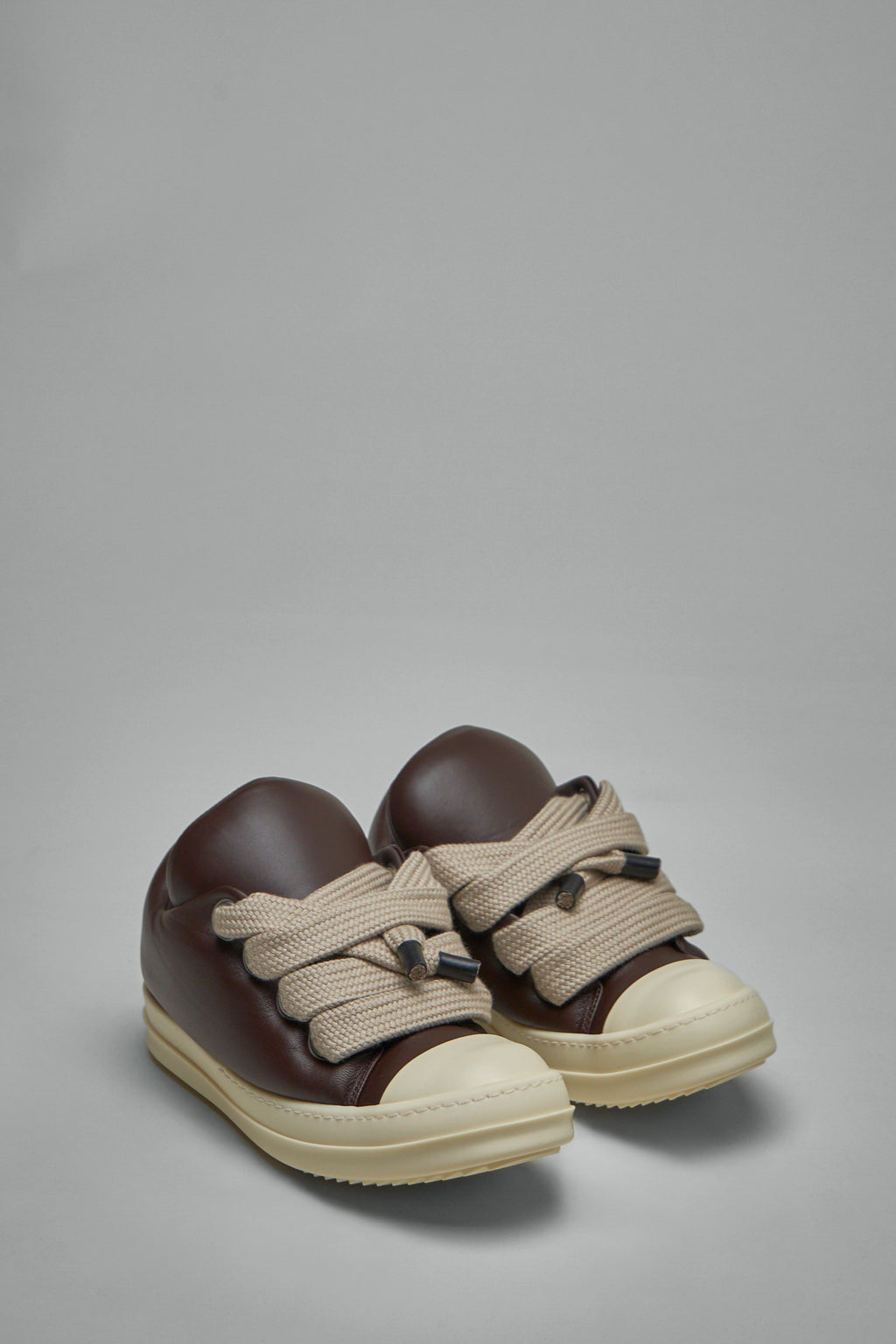 Jumbolaced Low Sneaks