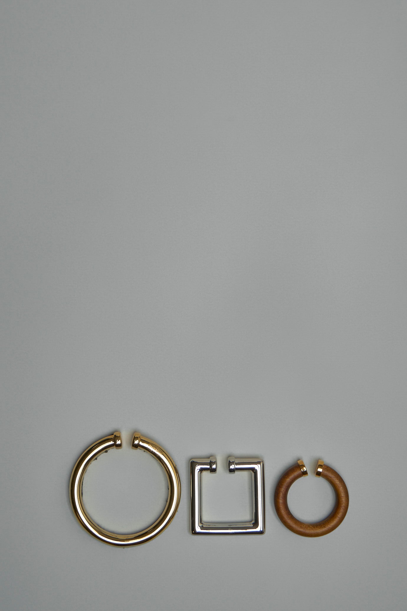 Les Bijoux D'oreille