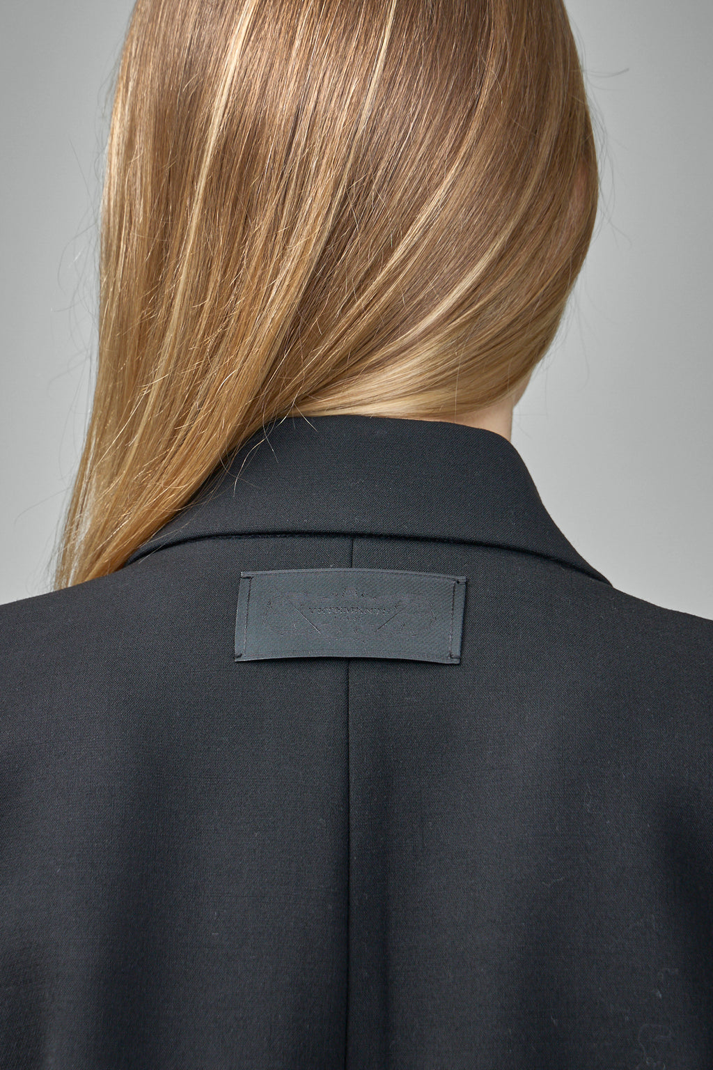 Ärmelloses, einreihiges Sakko