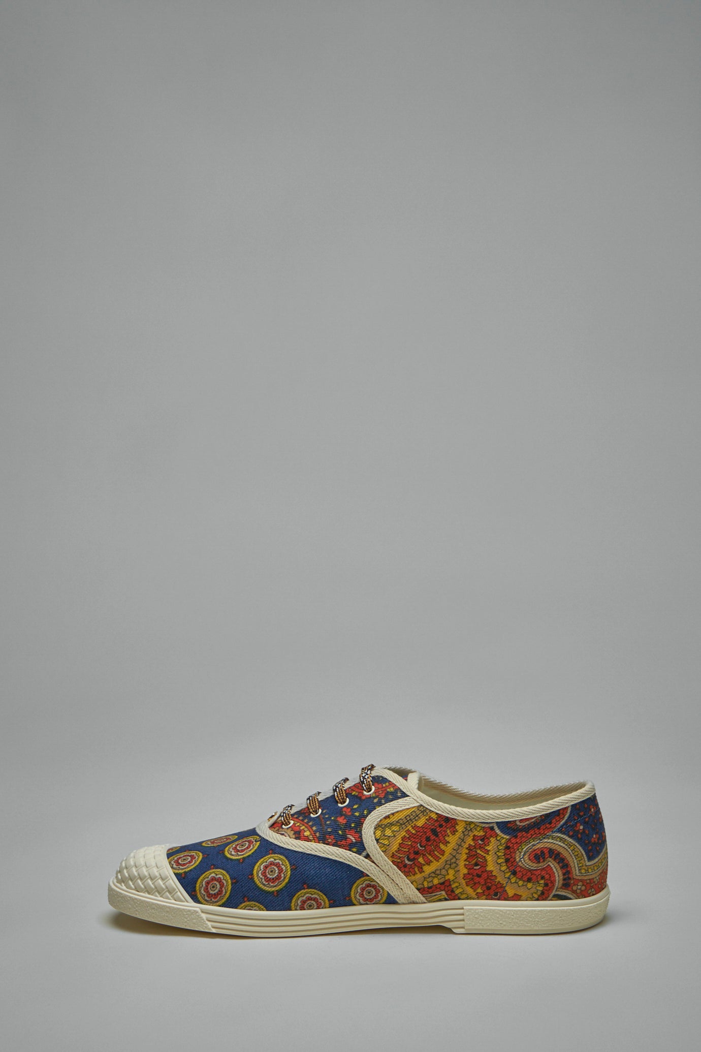 Sneaker Bay by Bay Denim Print