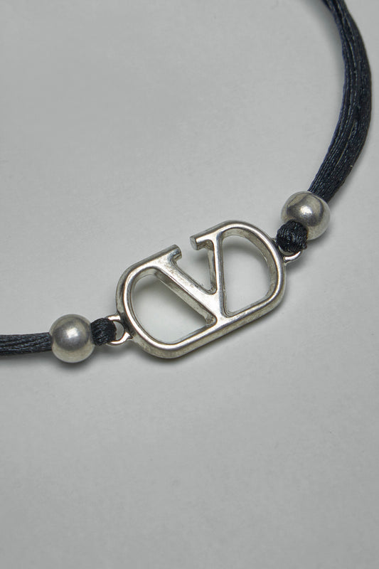 V-Logo Signature Cotton Bracelet black, silver