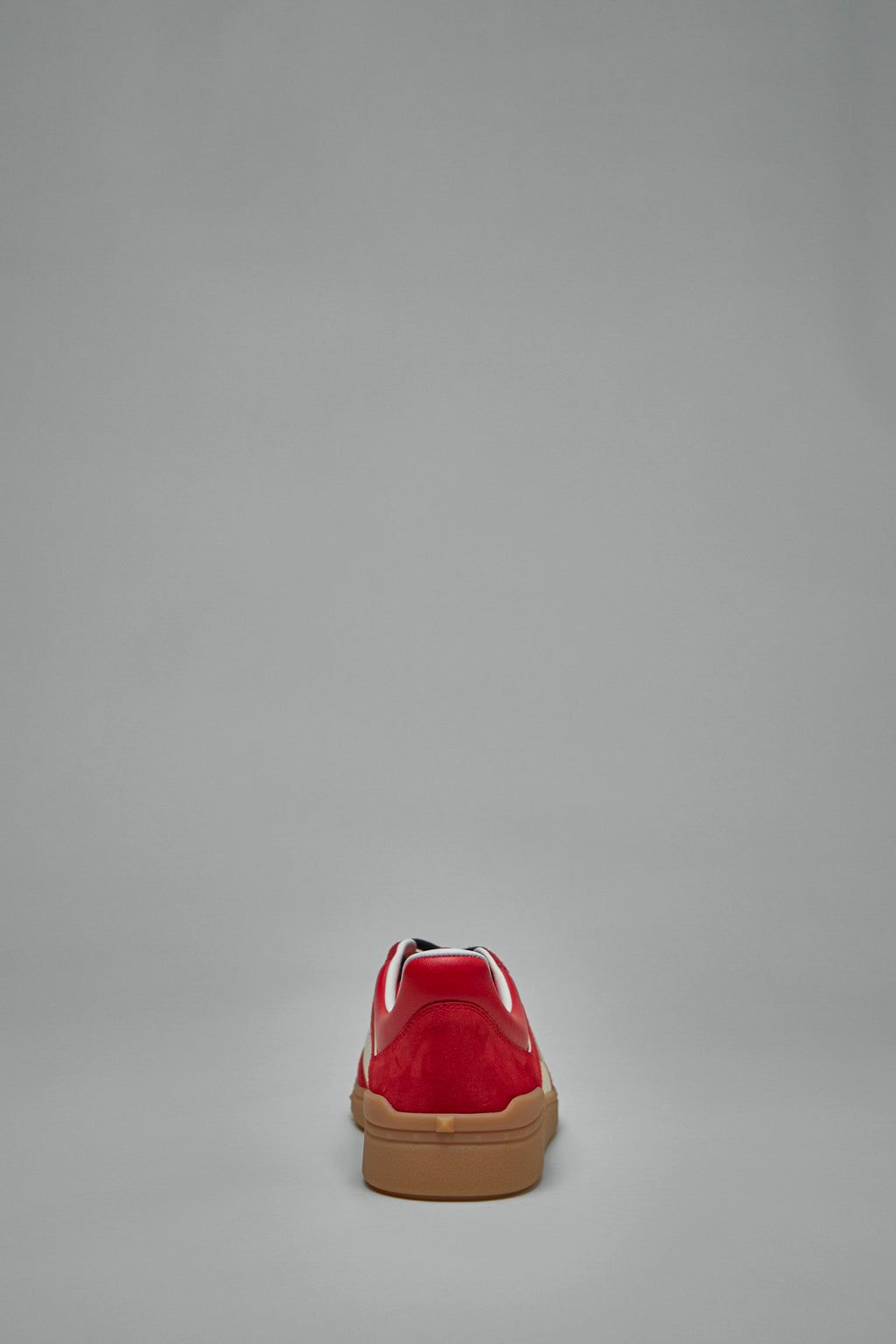 Upvillage Low Top Trainer