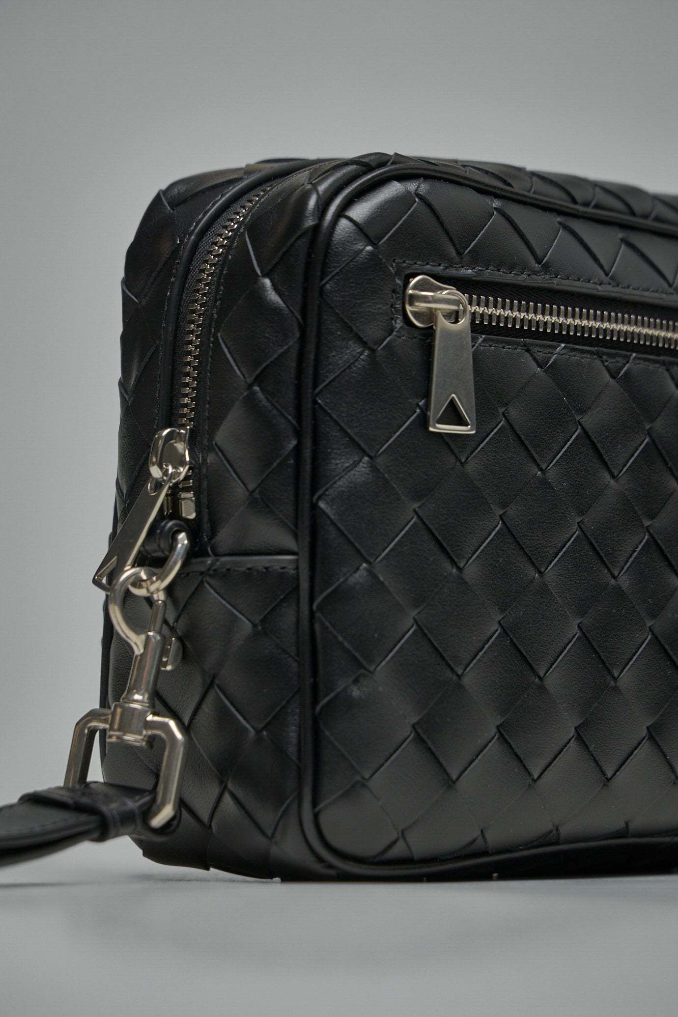 Intrecciato Pouch With Wristlet