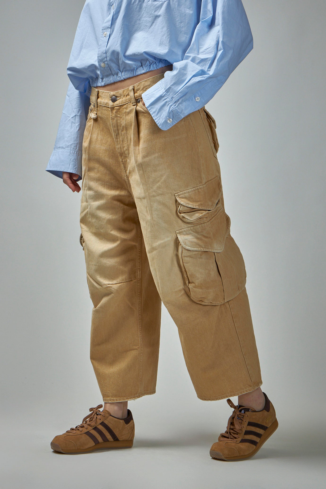 Cropped Multipocket Cargo