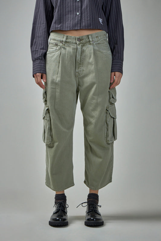 Cropped Multipocket Cargo