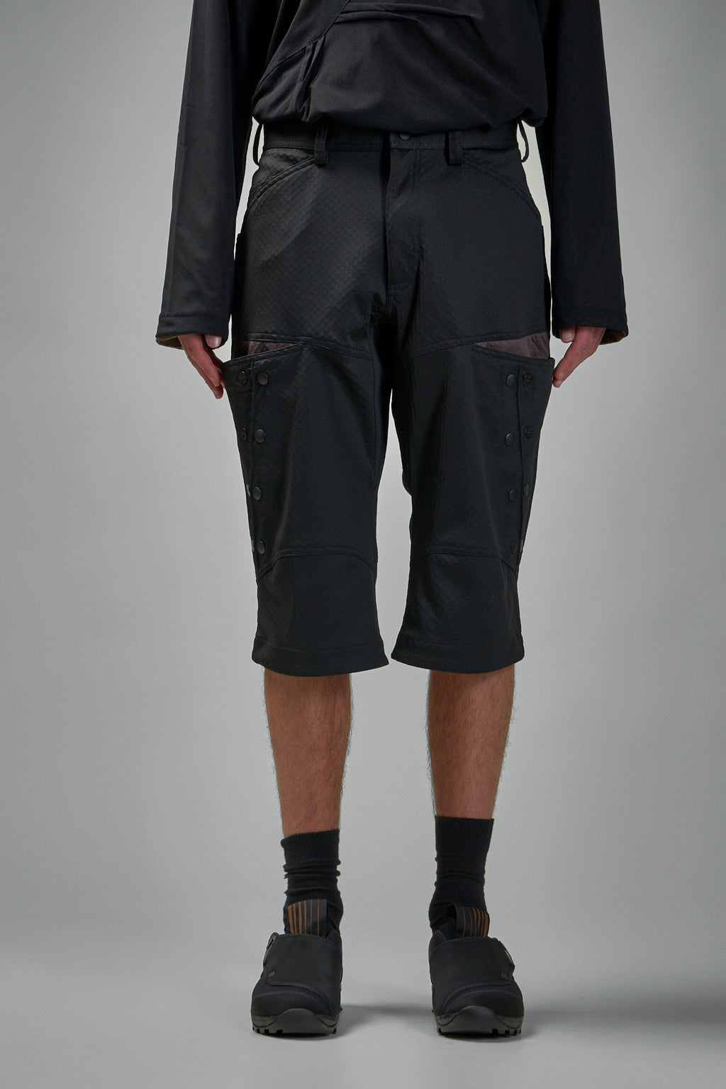 KKSS25T08-31 Inex Snap Shorts Honeycomb Polyester kohleschwarz/ callistobraun