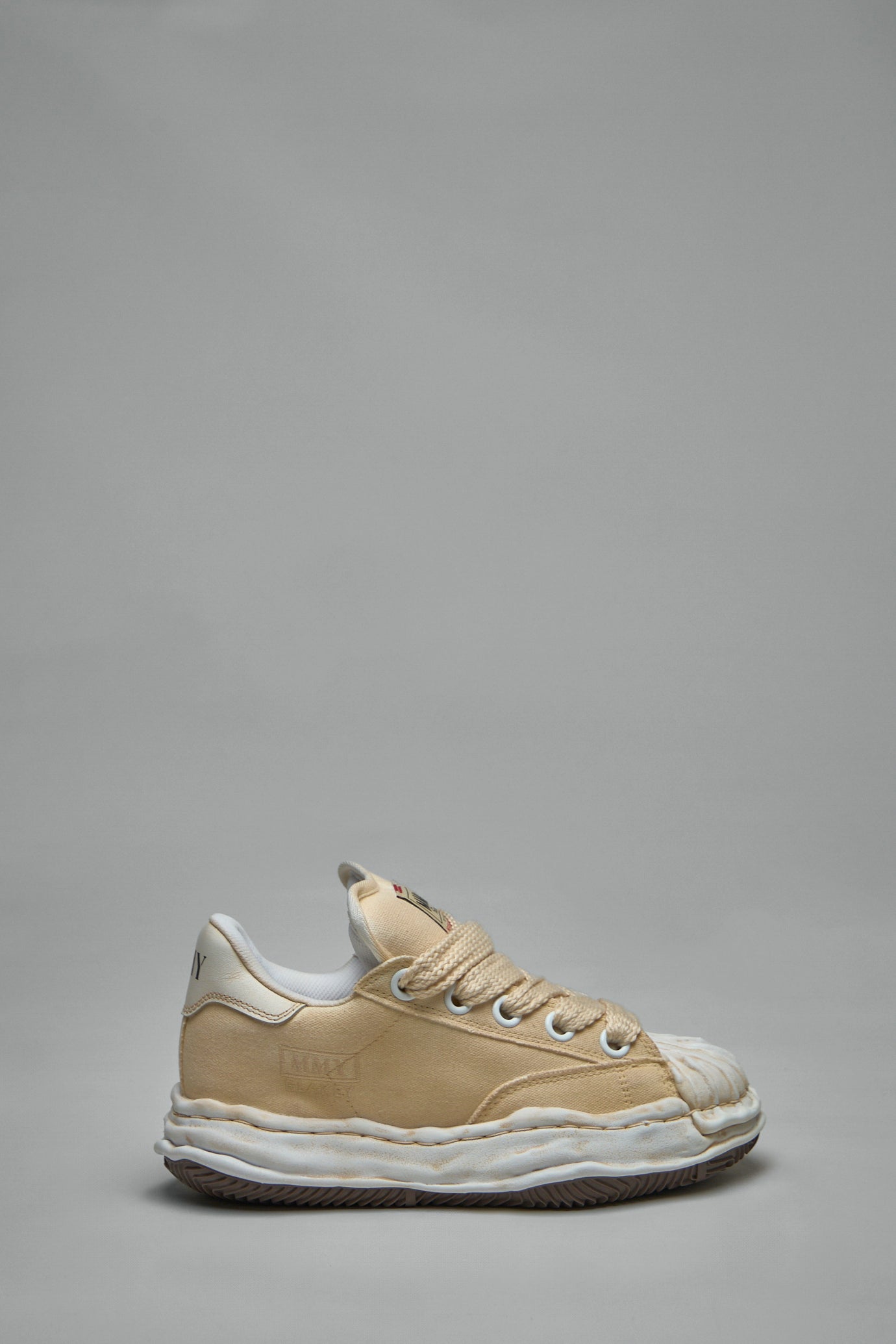 BLAKEY Puffer Low Top Sneaker