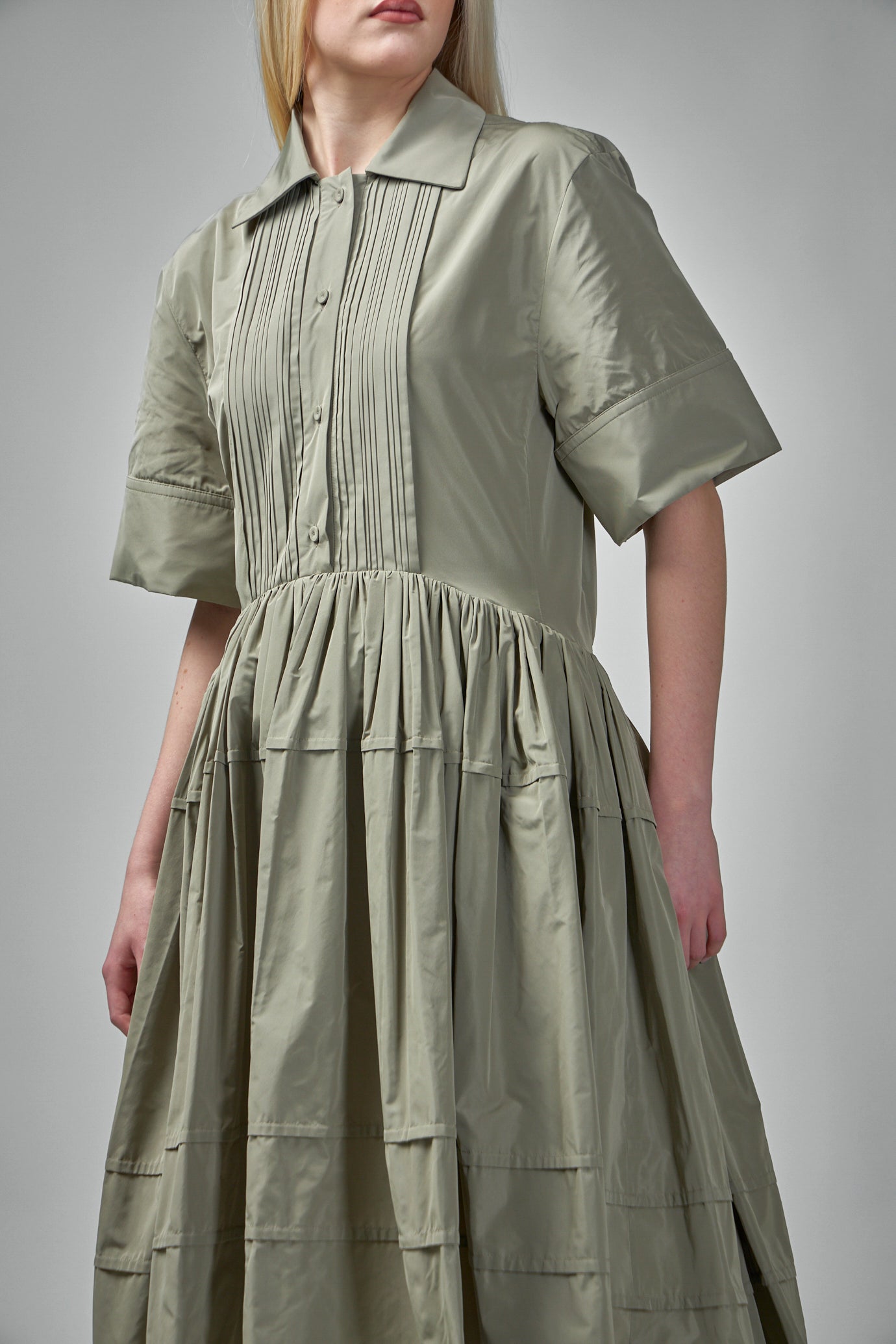 Plissiertes Hemdblusenkleid