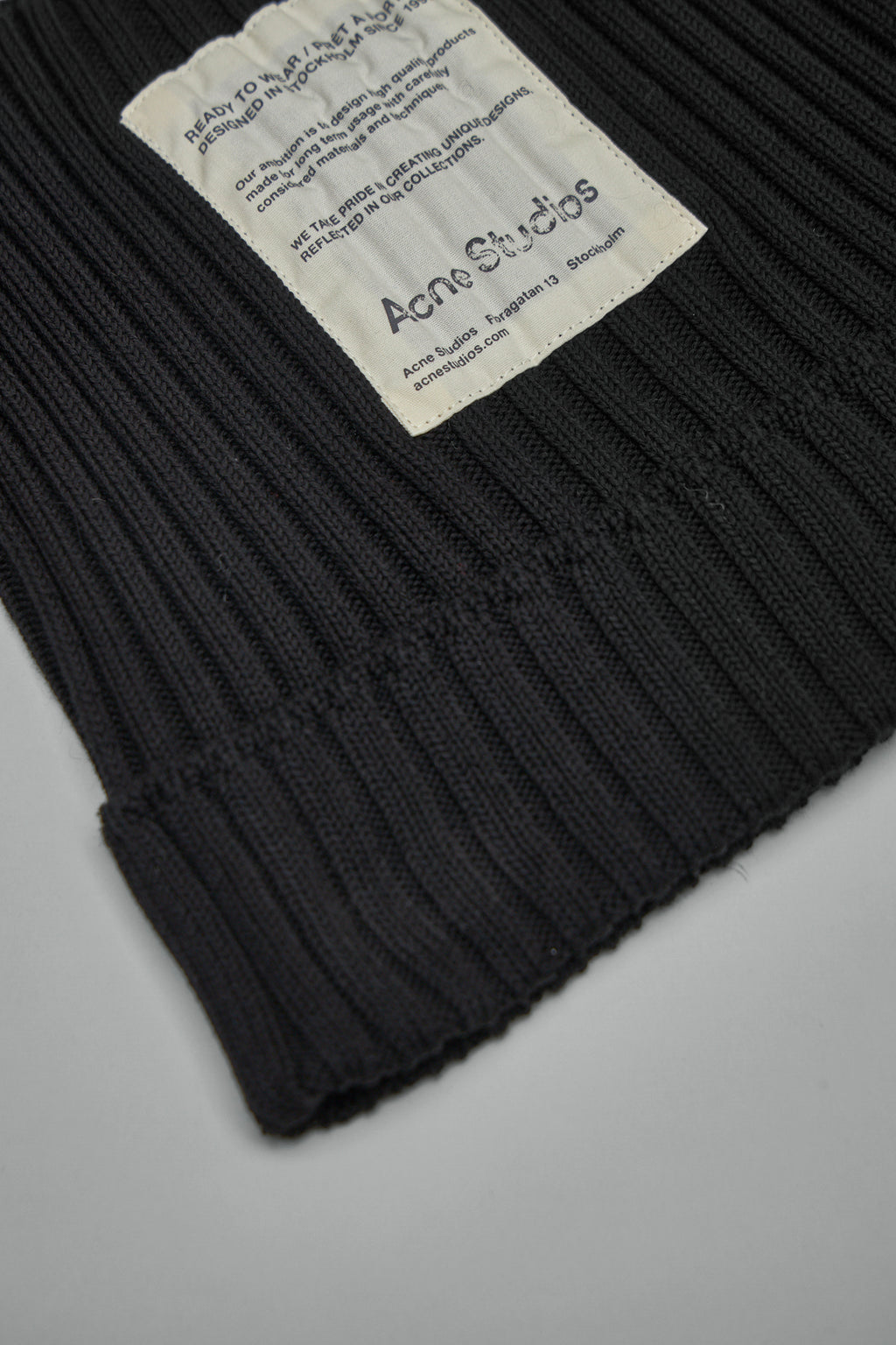 Ribbed Square Beanie