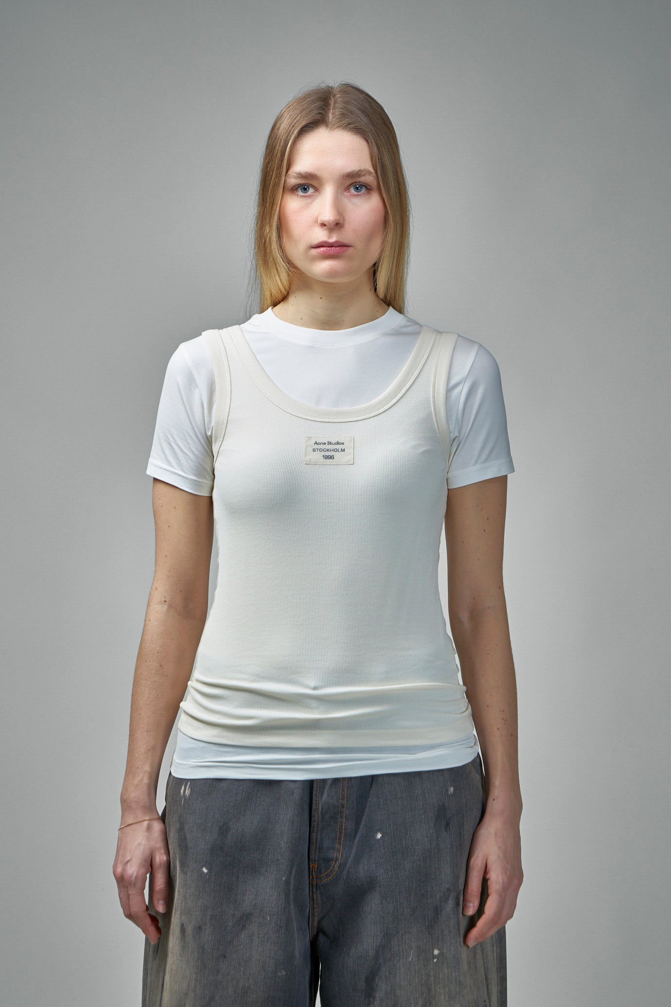 T-Shirt mit mehrlagigem Print