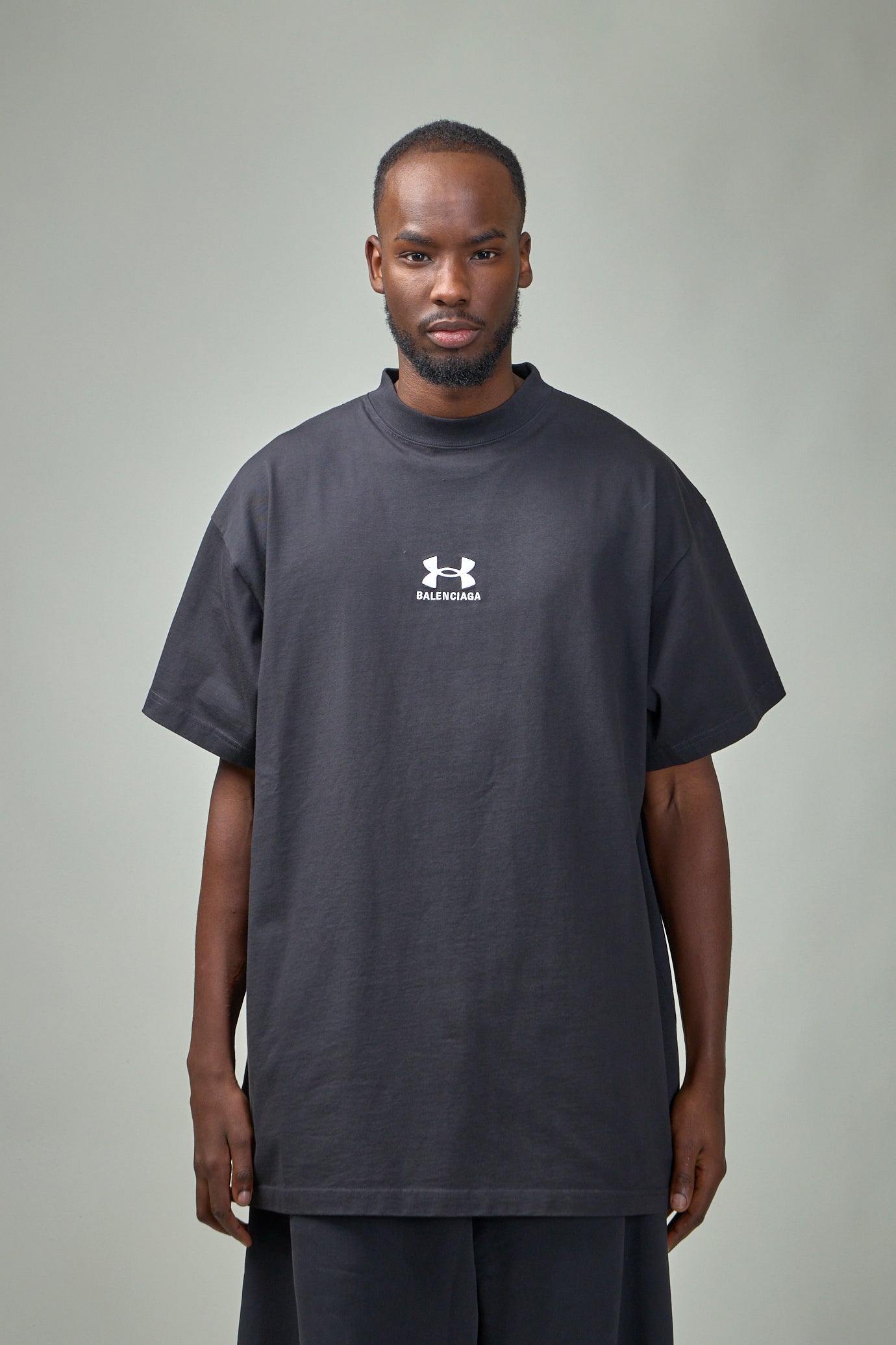 Under Armour® T-Shirt Oversized