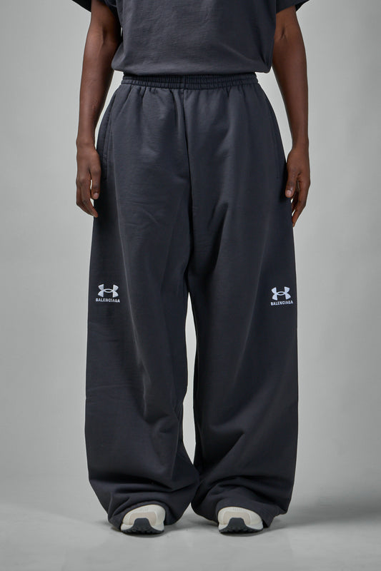 809709 TRVB8 9034 Under Armour Baggy Sweatpants/ gewaschen schwarz/weiß