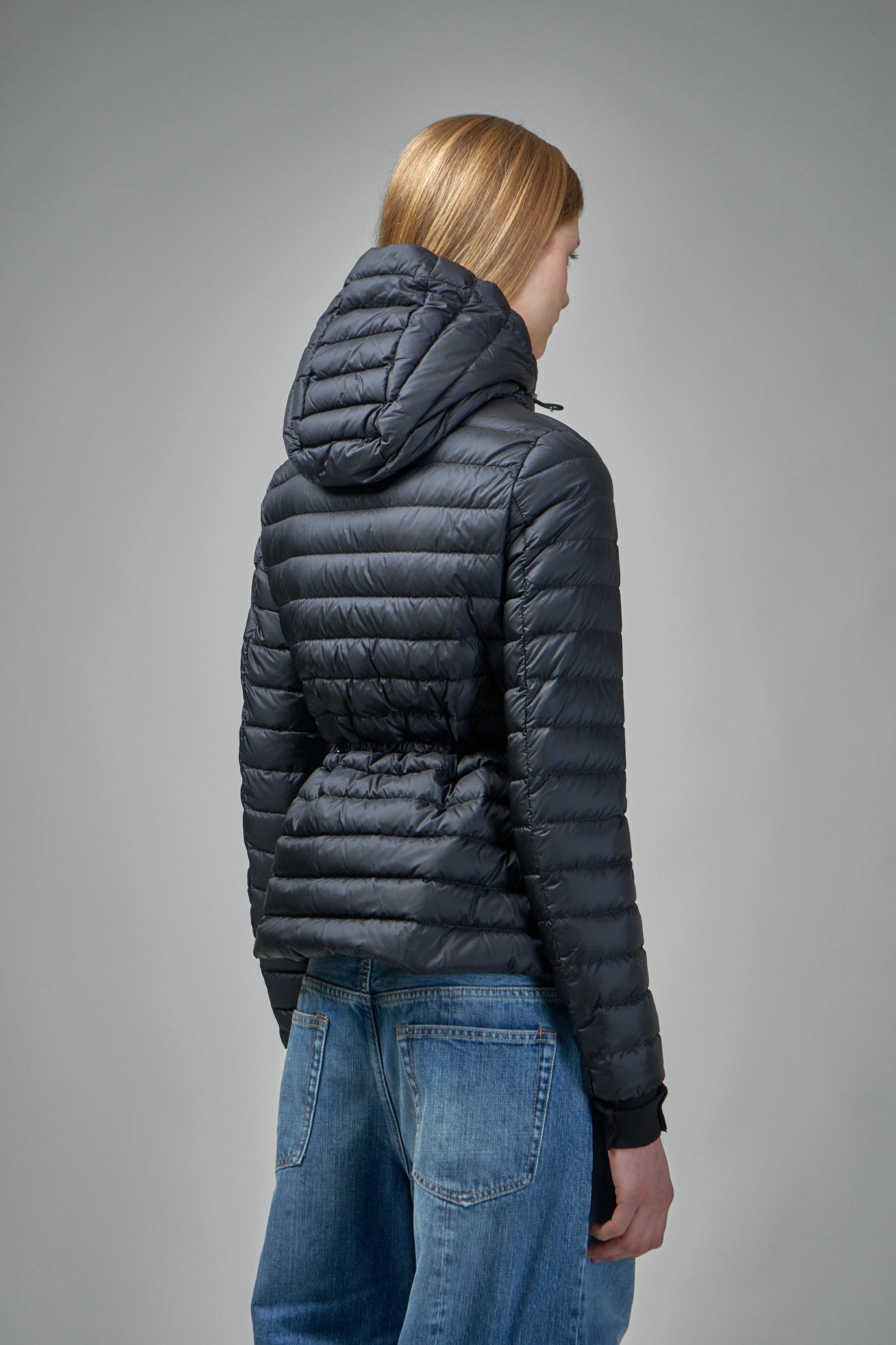 Raie Packable Hooded Short Down Jacket
