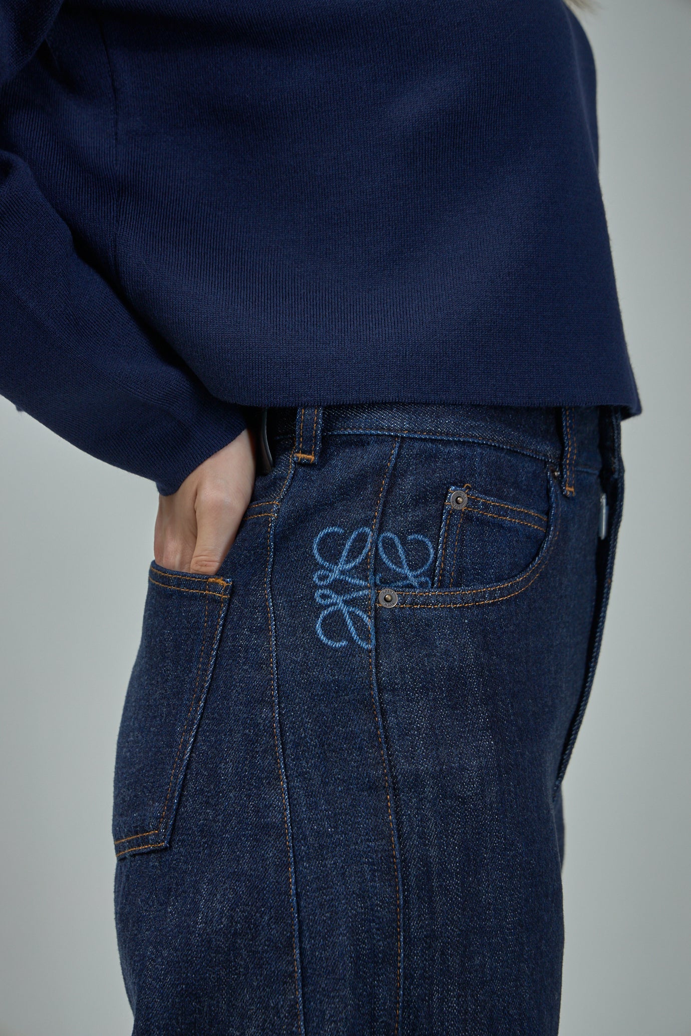 Anagram Barrel Jeans