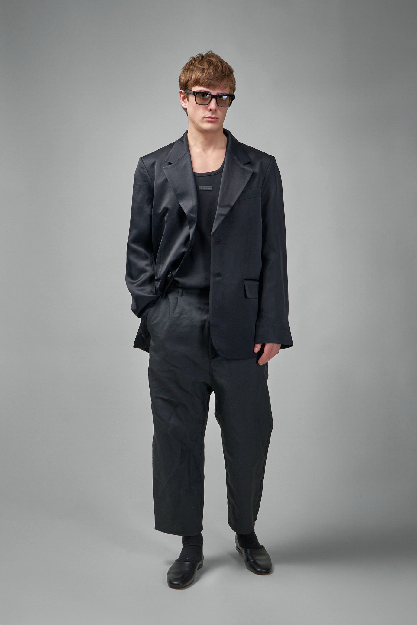 25516.15217 Cyrus Jacke aus schwarzem Satin