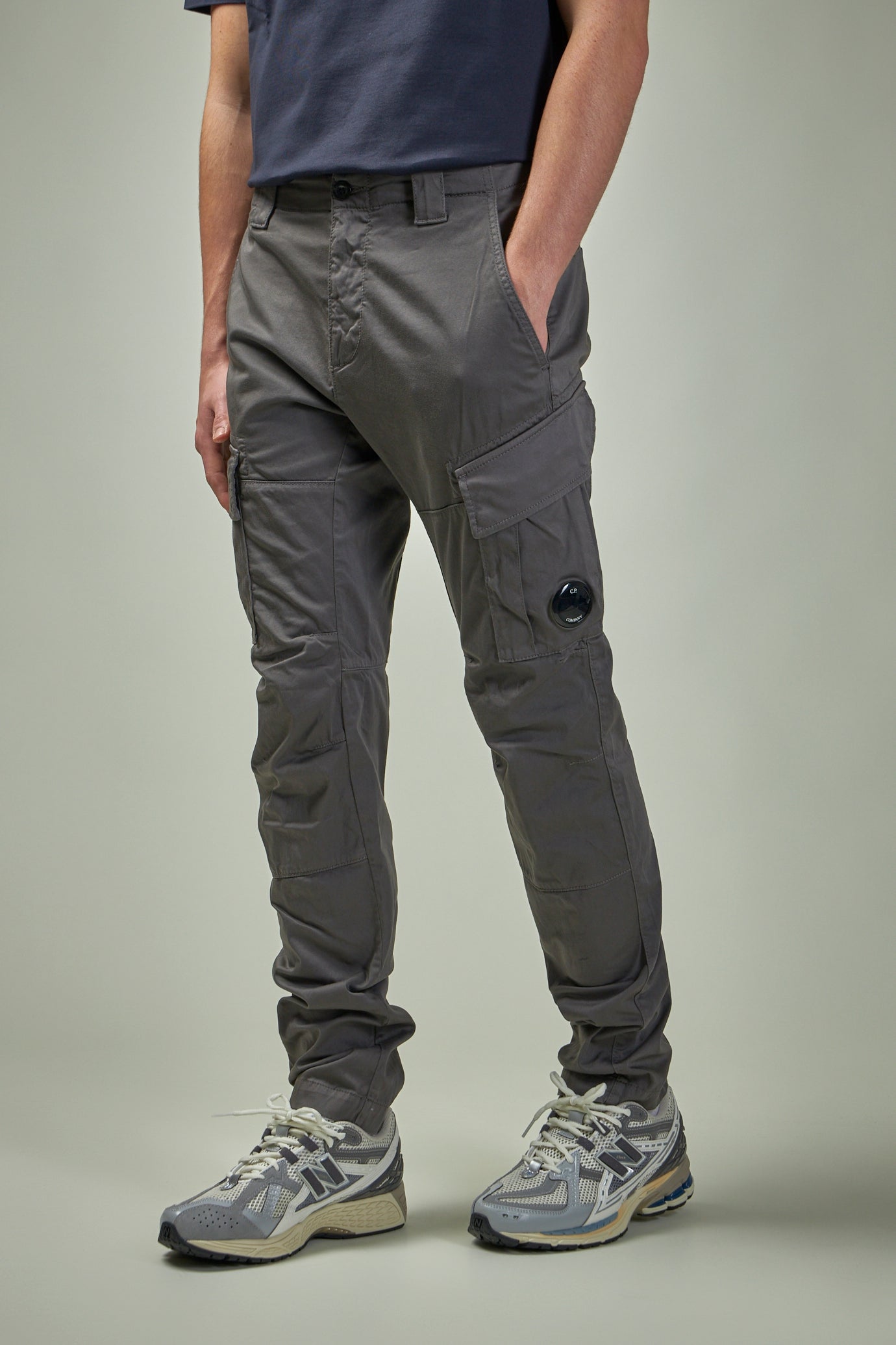 Stretch Sateen Cargo Lens Pants