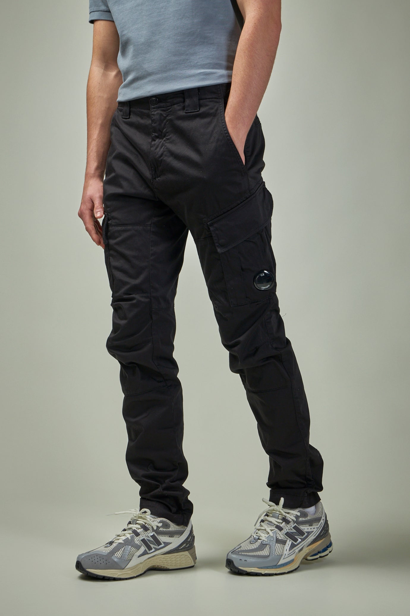 Stretch Sateen Cargo Lens Pants