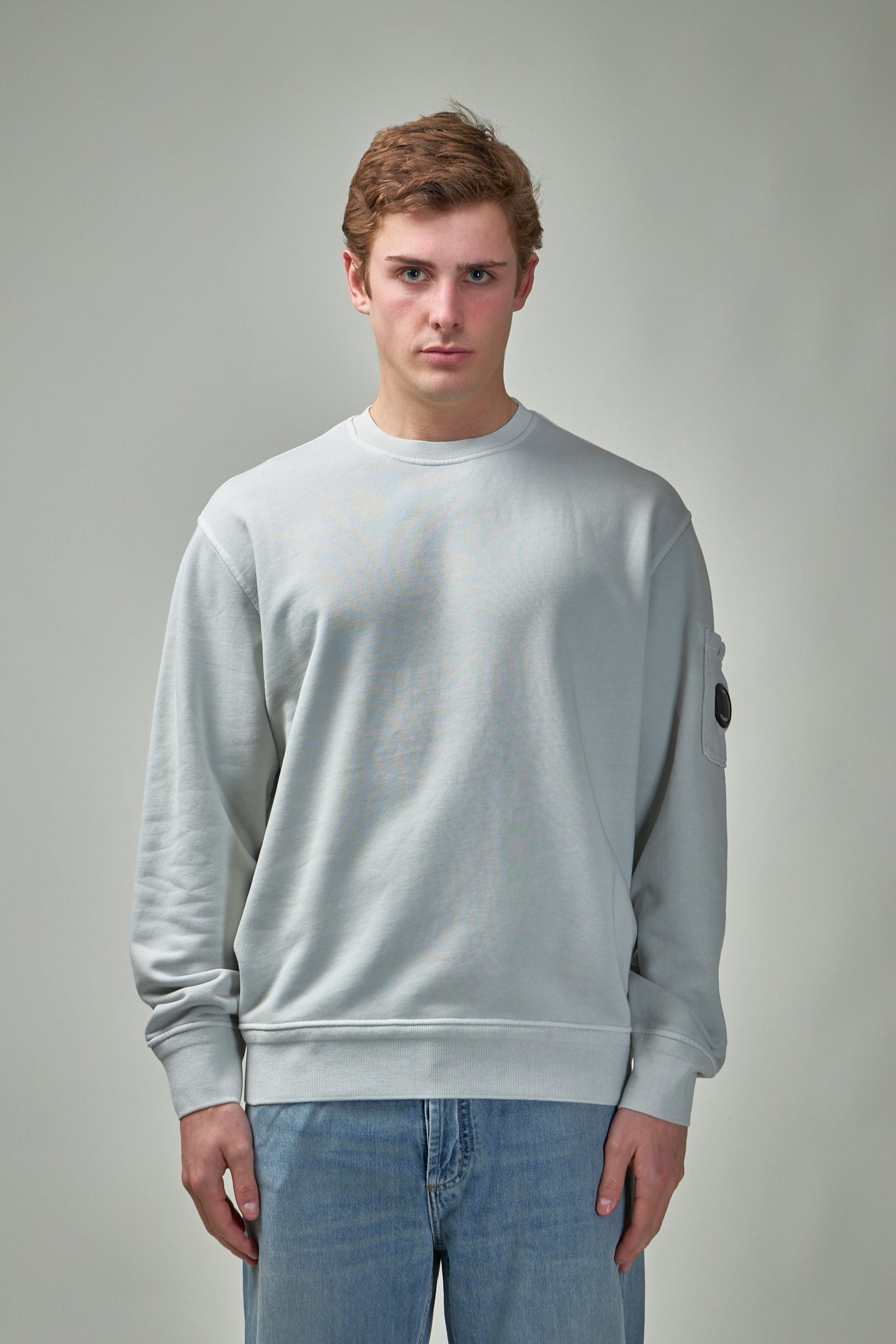 Diagonal Raised Fleece Crew Neck Lens Sweatshirt