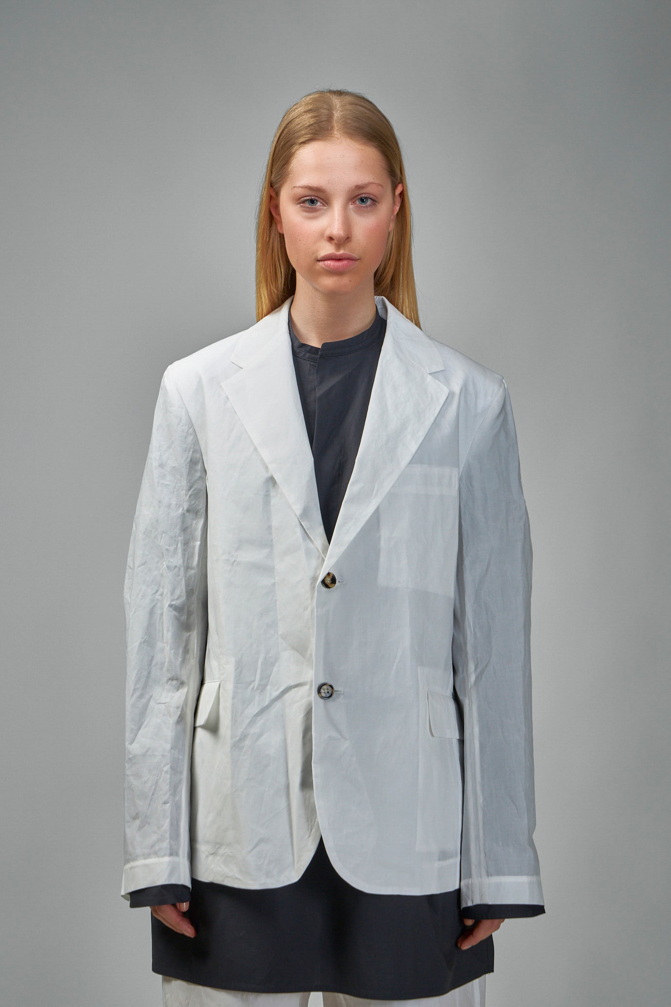 S25-CAROLINA-COZE-01 Klassischer Blazer gewebt cremeweiß