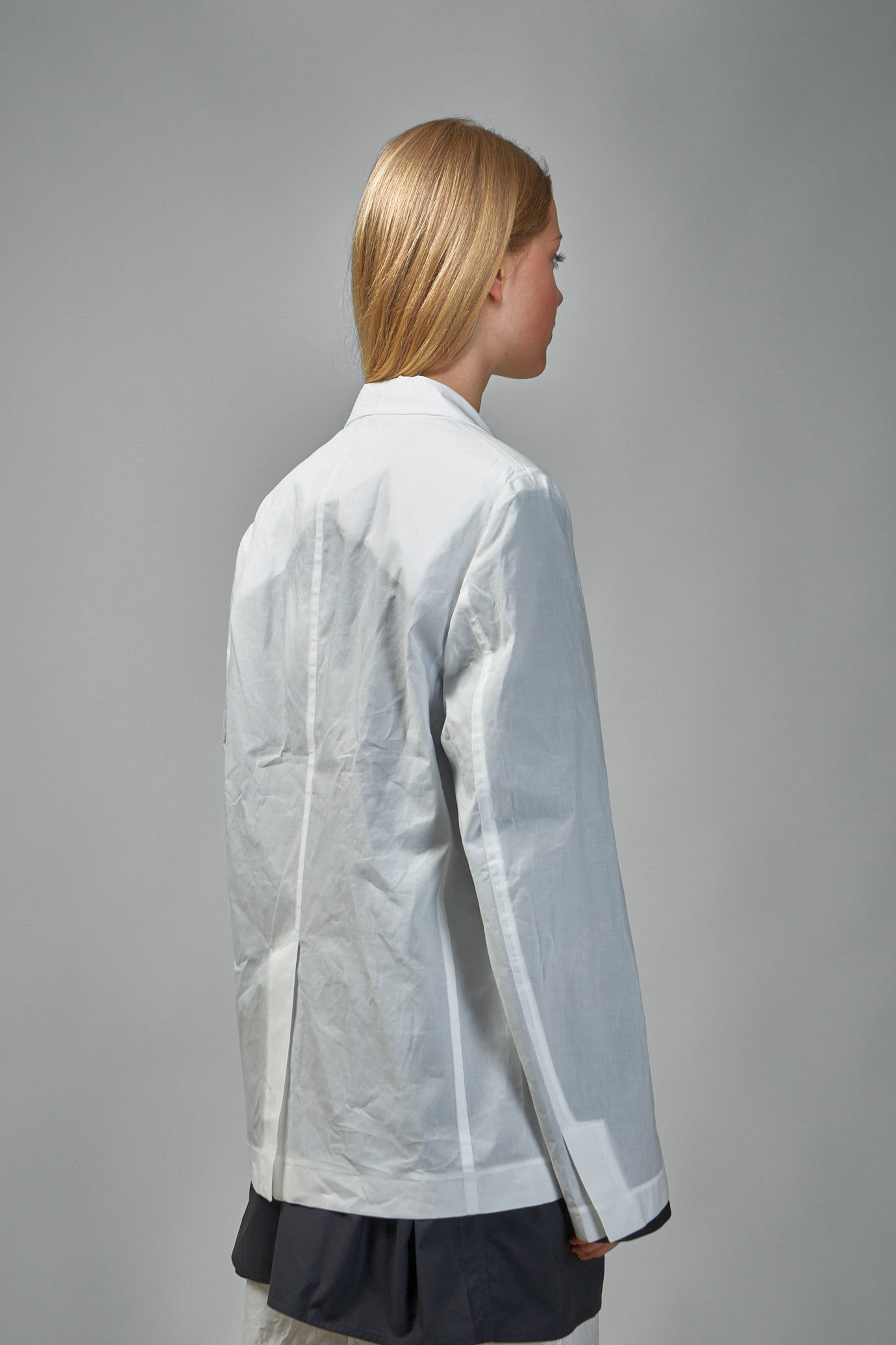 S25-CAROLINA-COZE-01 Klassischer Blazer gewebt cremeweiß