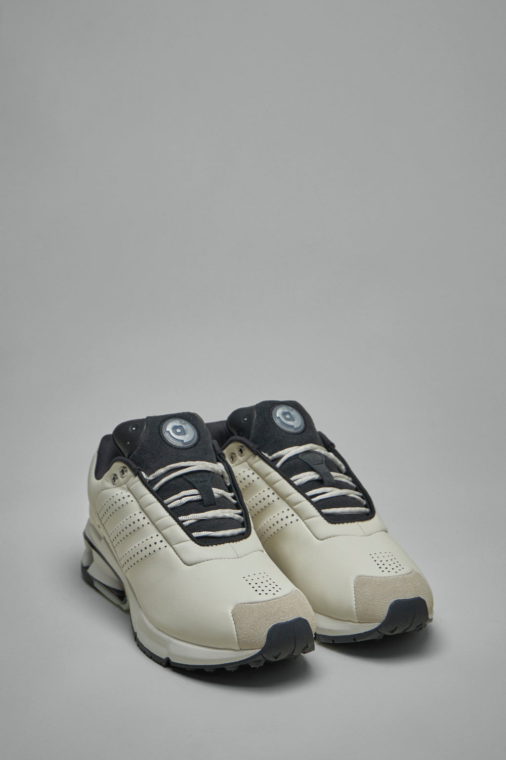 JQ2423 Y-3 A3 Control cweiß/cweiß/schwarz