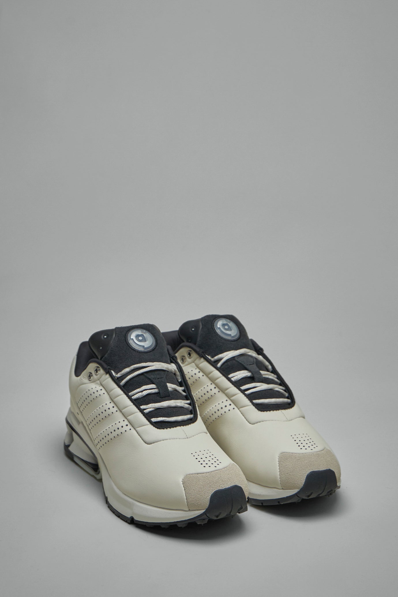 JQ2423 Y-3 A3 Control cweiß/cweiß/schwarz