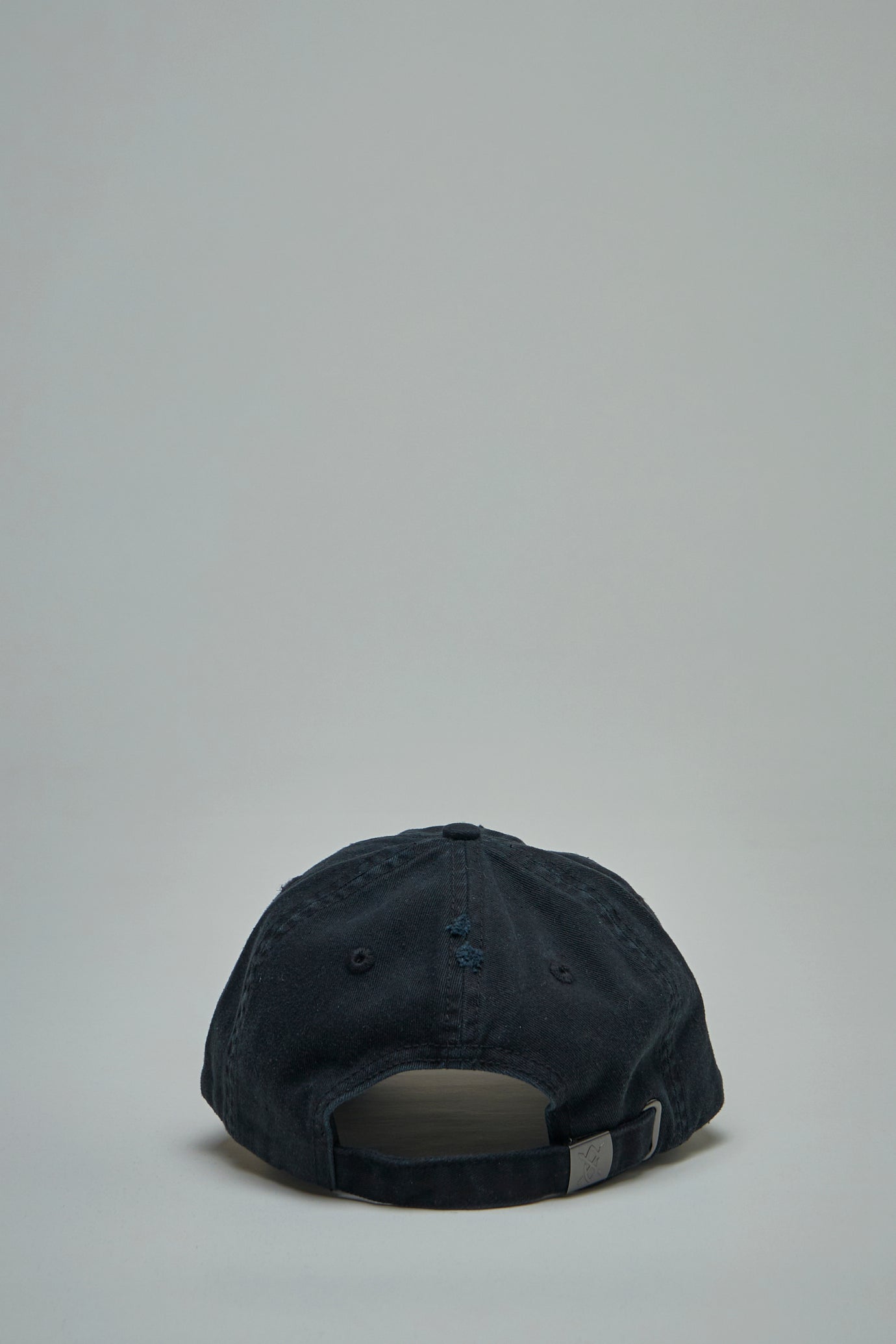 Dias Arch Stack Cap